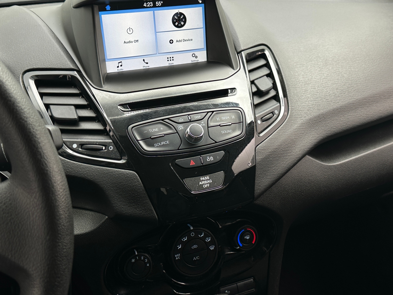 Thumbnail: 2019 Ford Fiesta - 4