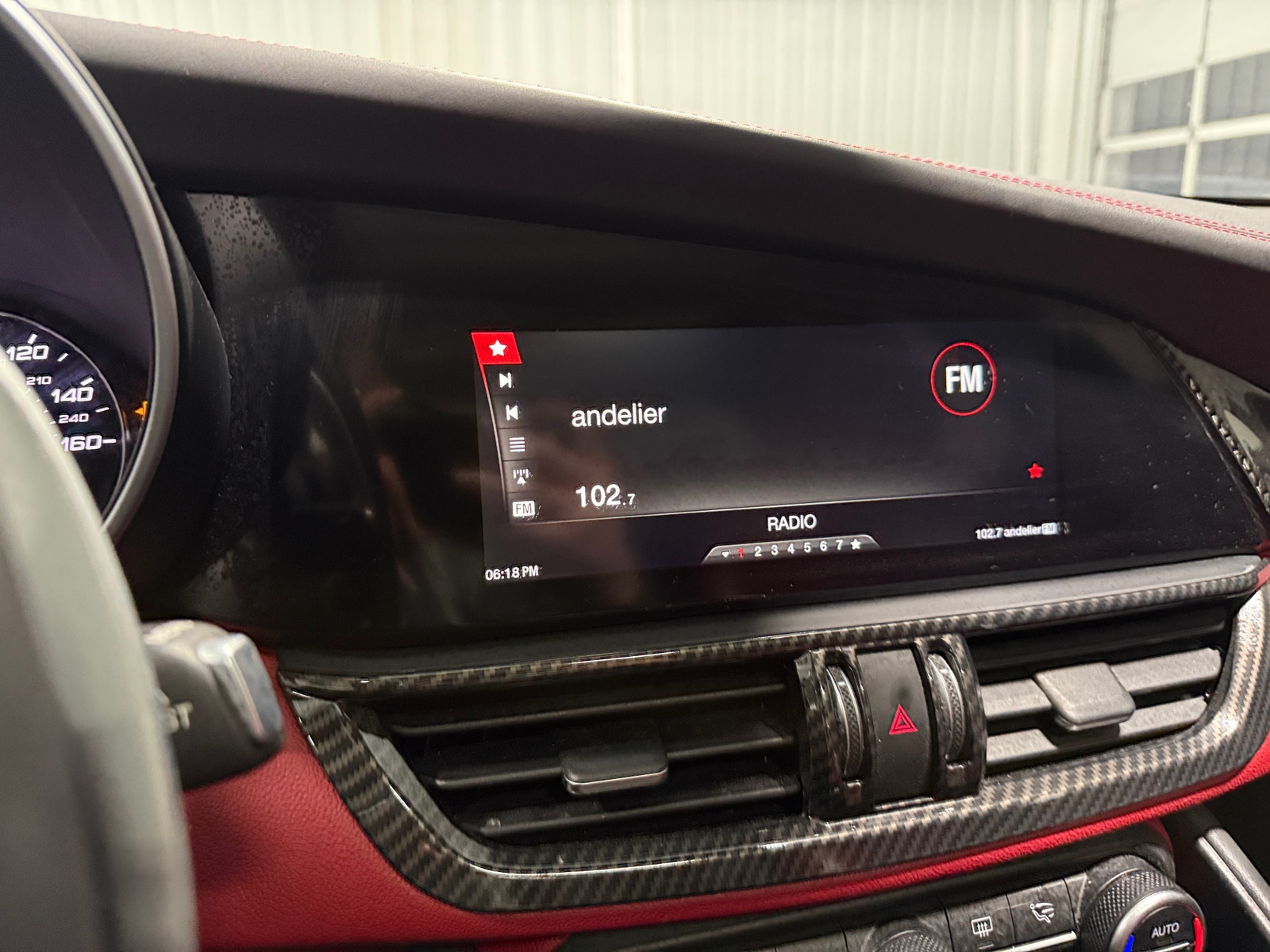 Thumbnail: 2019 Alfa Romeo Giulia - 3