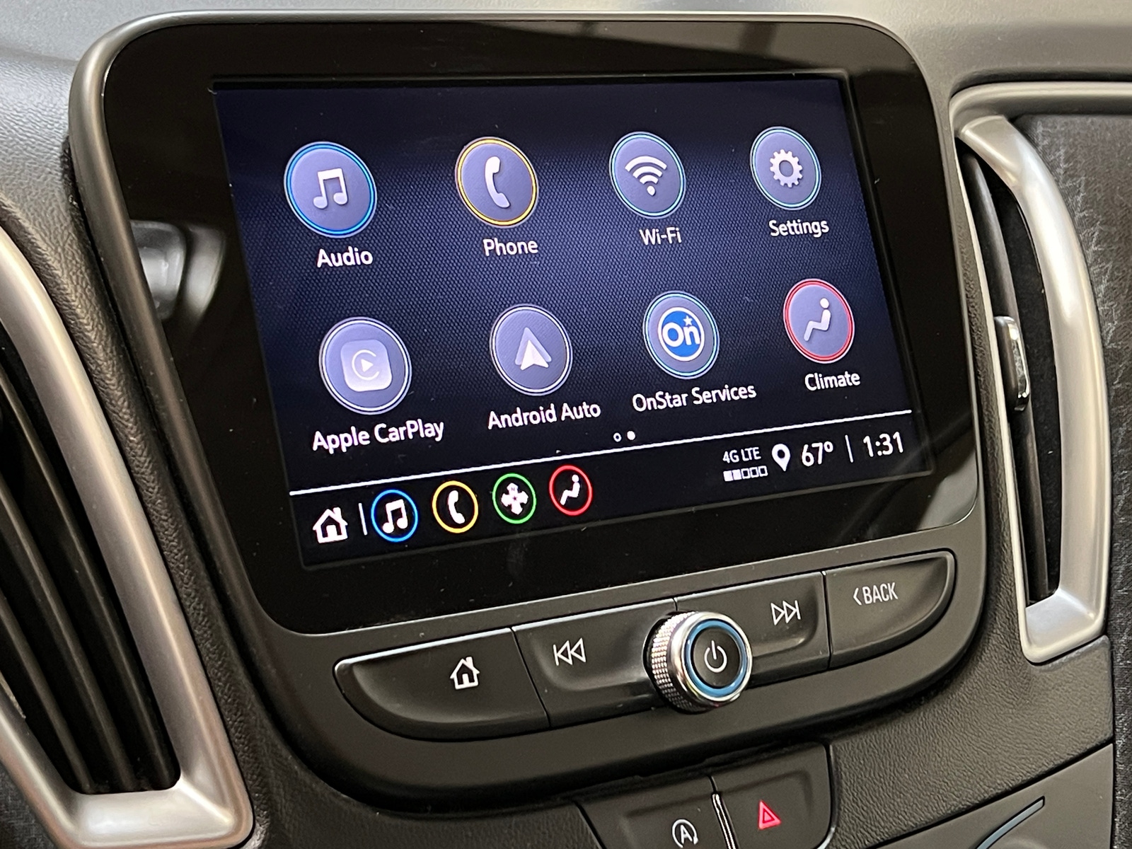 Thumbnail: 2024 Chevrolet Malibu - 4