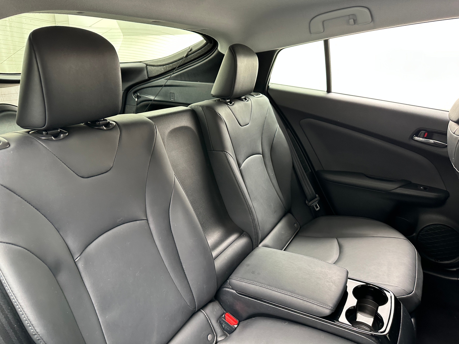 Thumbnail: 2017 Toyota Prius Prime - 6