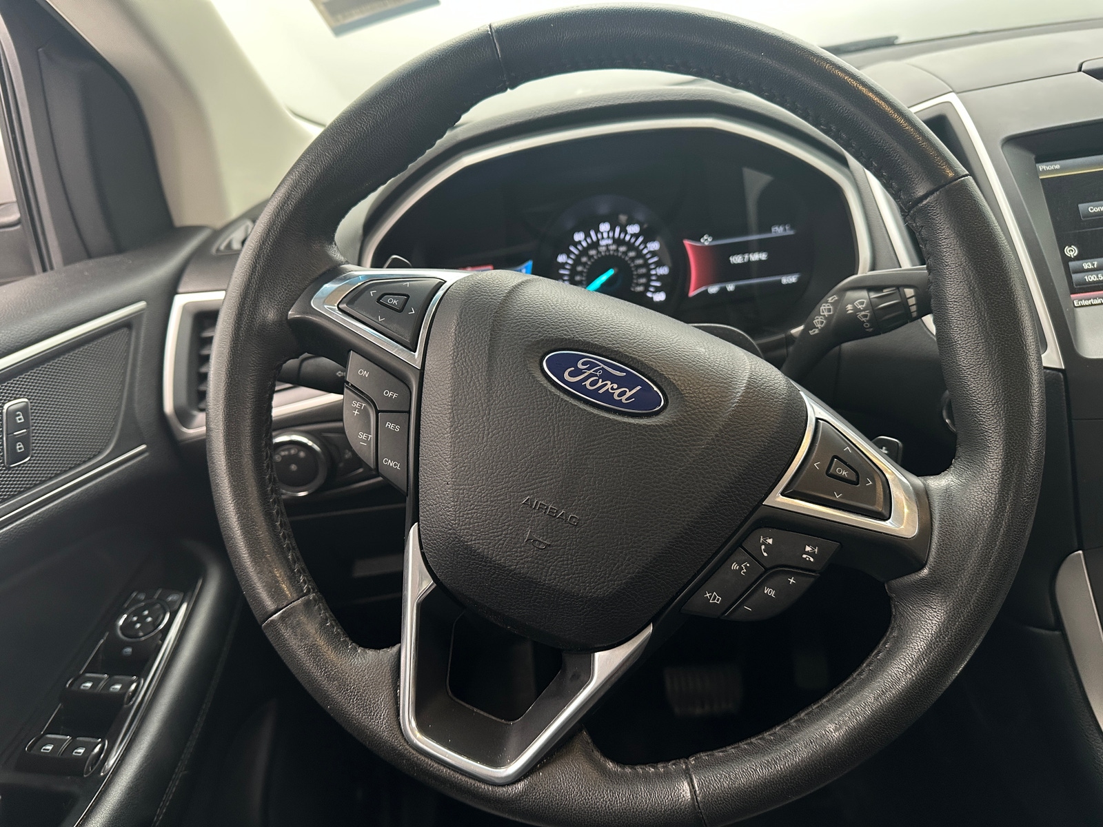 Thumbnail: 2015 Ford Edge - 4