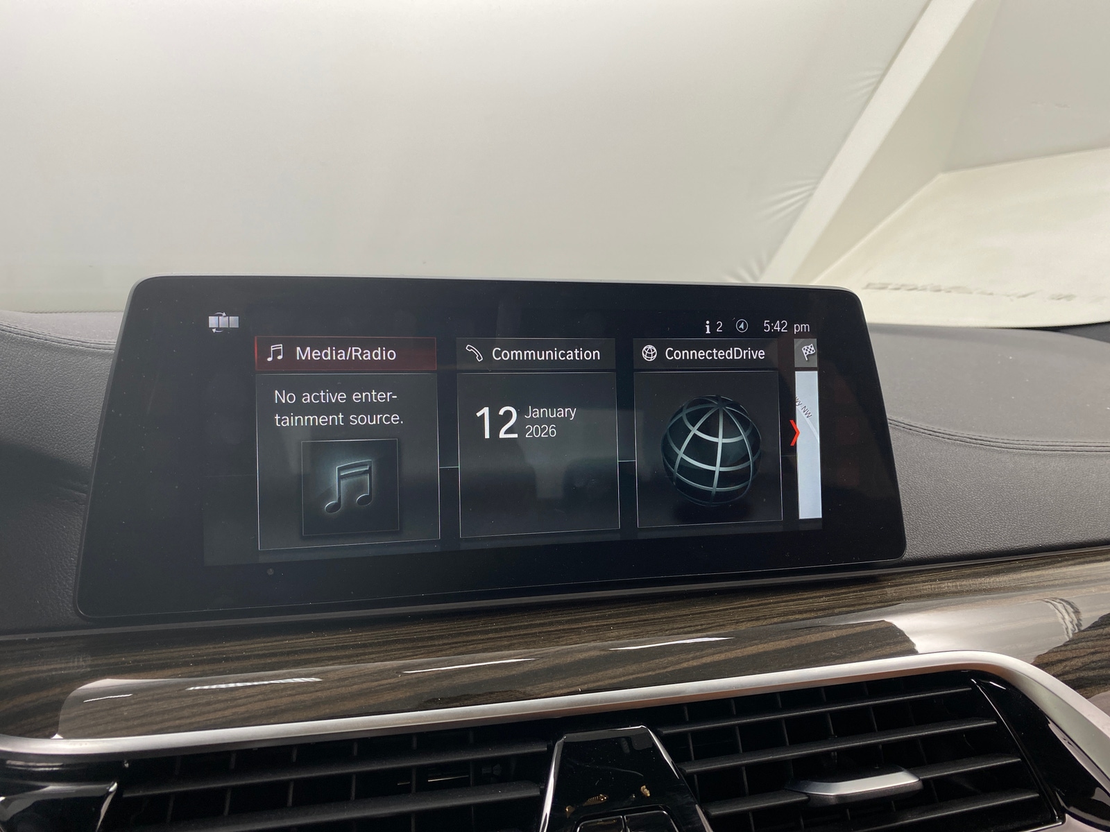 Thumbnail: 2017 BMW 5 Series - 3