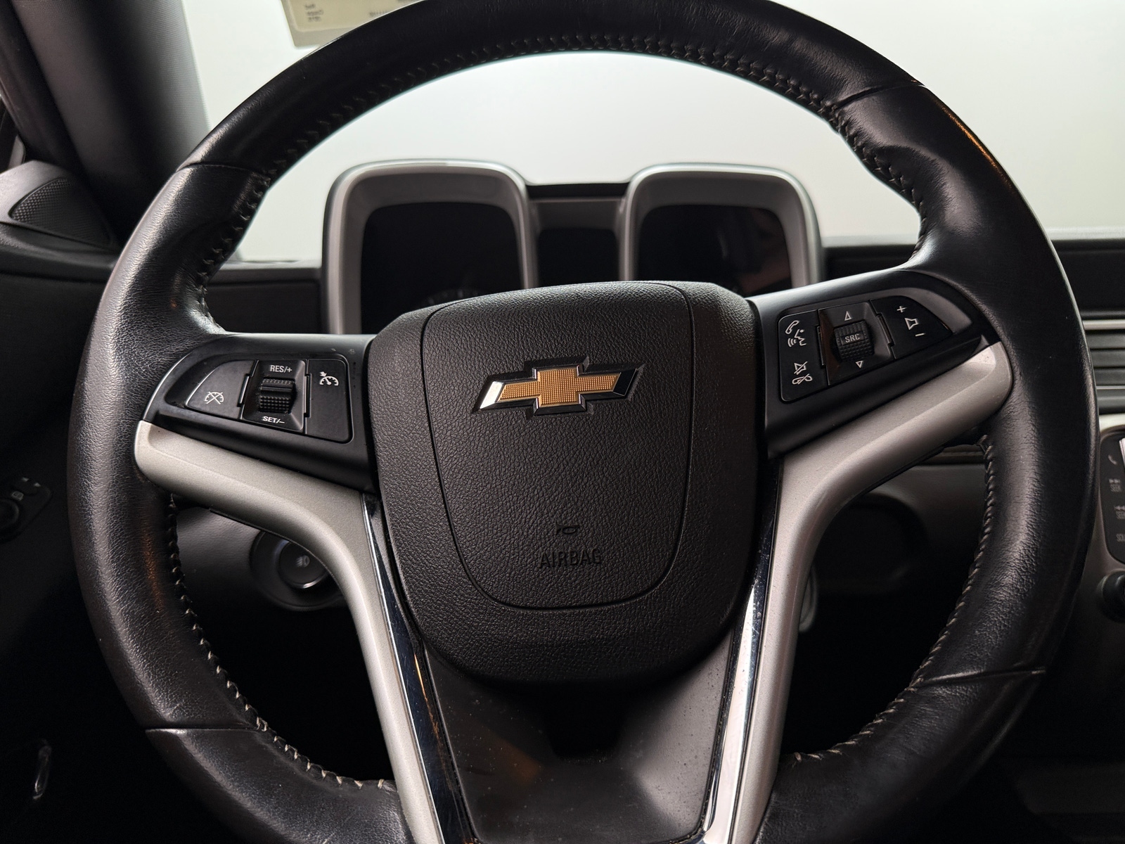 Thumbnail: 2015 Chevrolet Camaro - 4