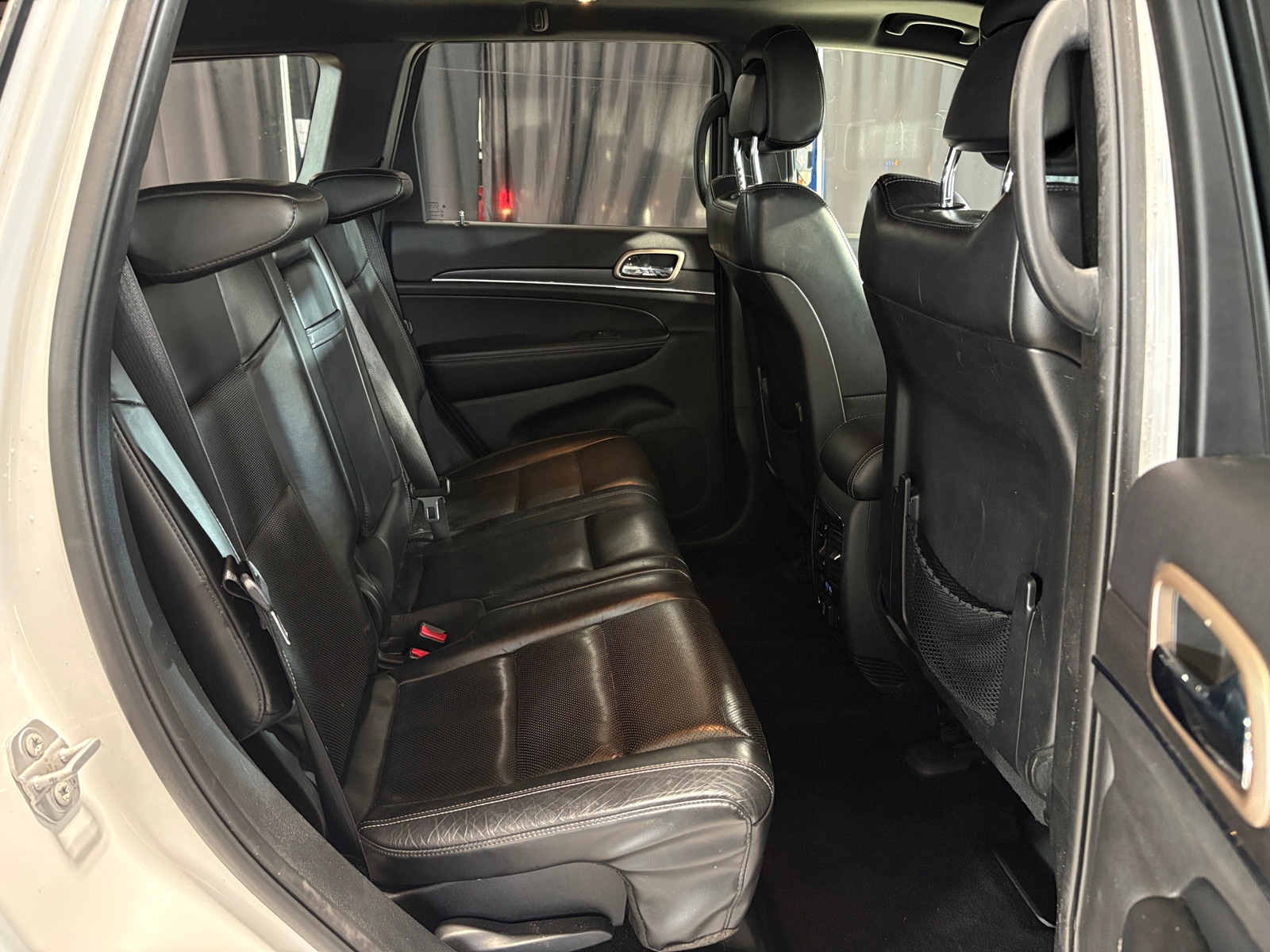 Thumbnail: 2017 Jeep Grand Cherokee - 5