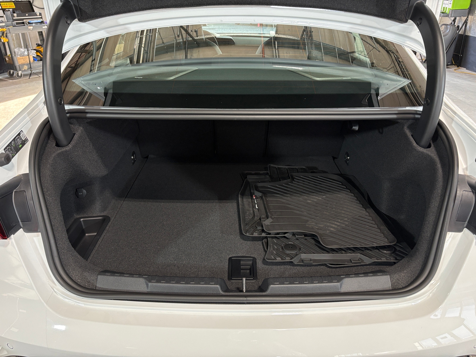 Thumbnail: 2026 Audi RS 3 - 6