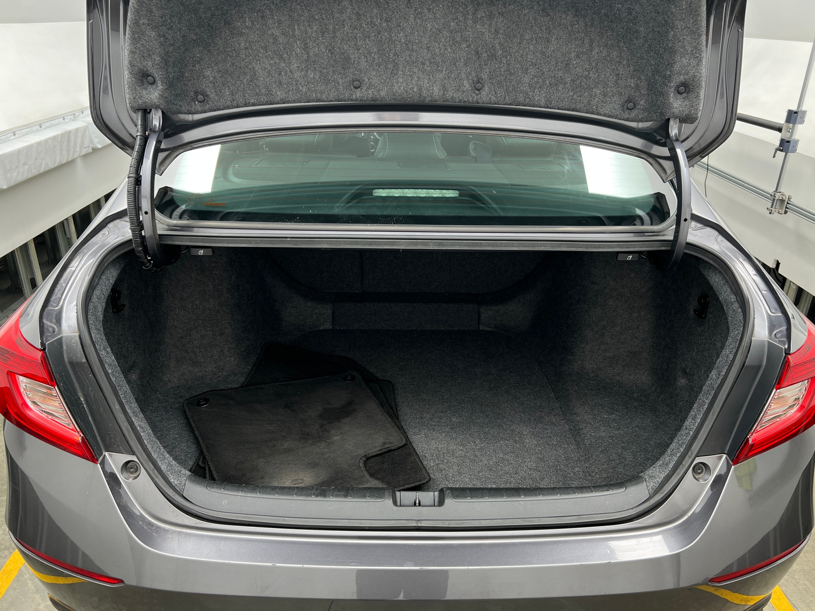 Thumbnail: 2018 Honda Accord - 7