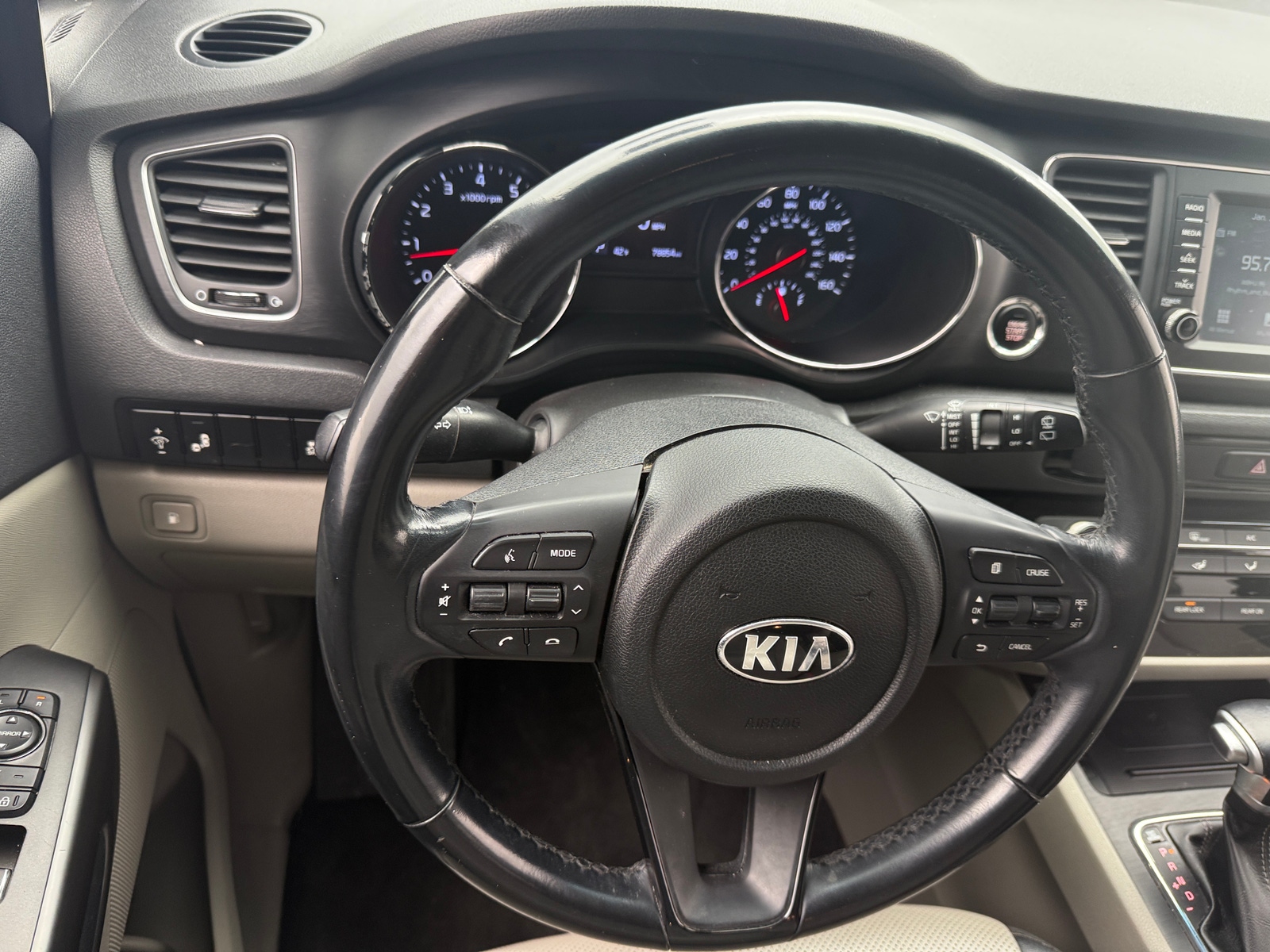 Thumbnail: 2021 Kia Sedona - 4