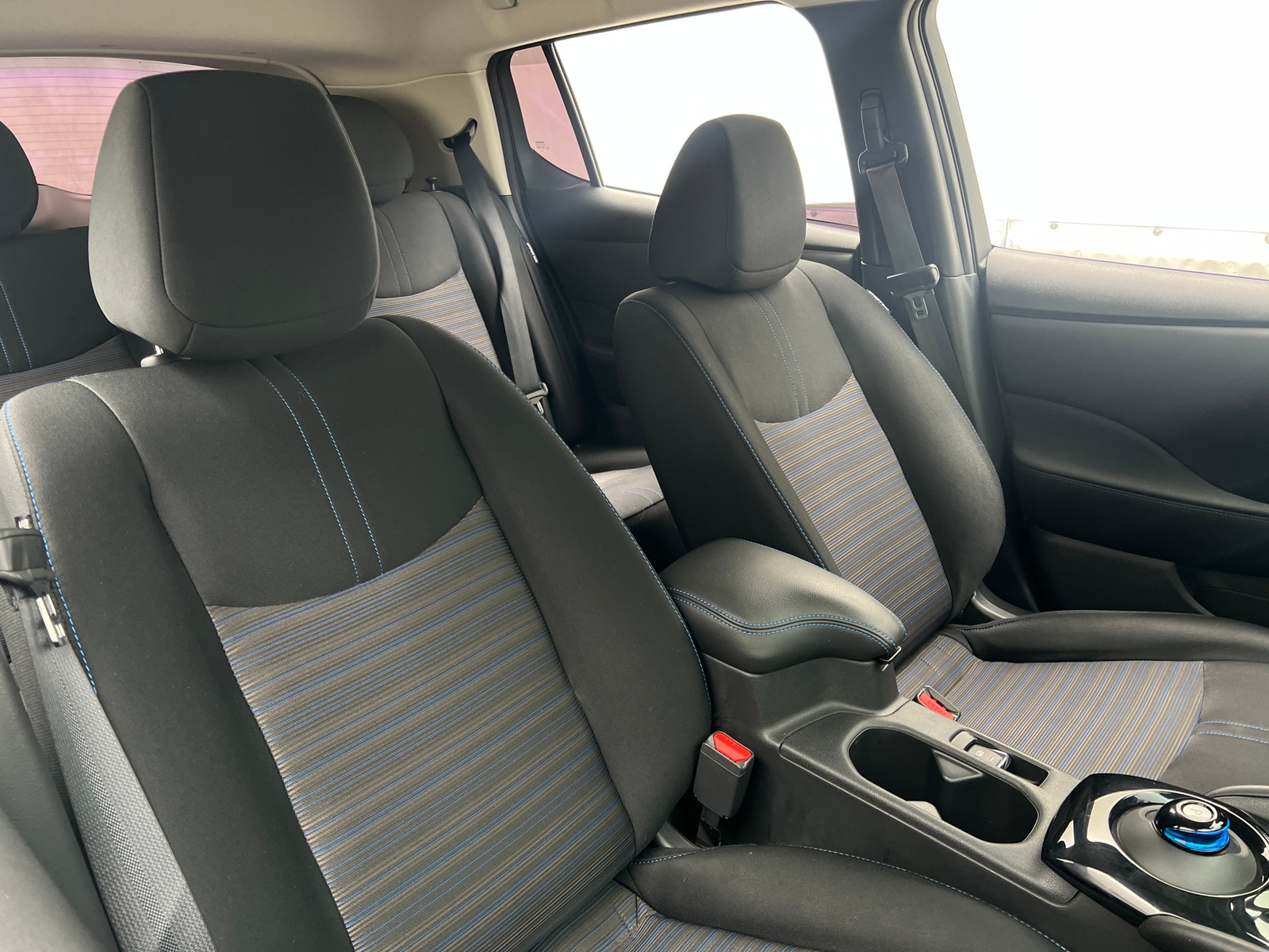 Thumbnail: 2022 Nissan Leaf - 2