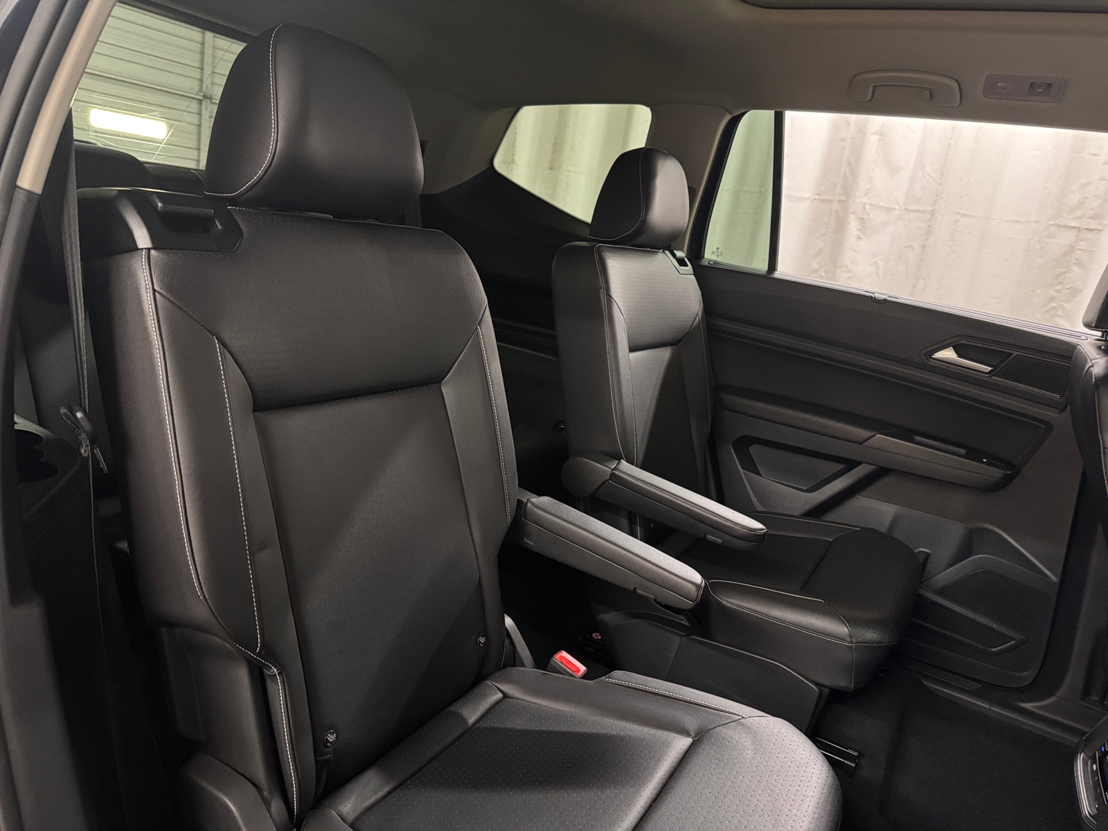 Thumbnail: 2021 Volkswagen Atlas - 5