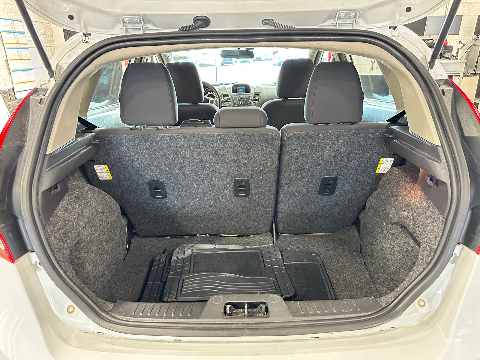 Thumbnail: 2015 Ford Fiesta - 7