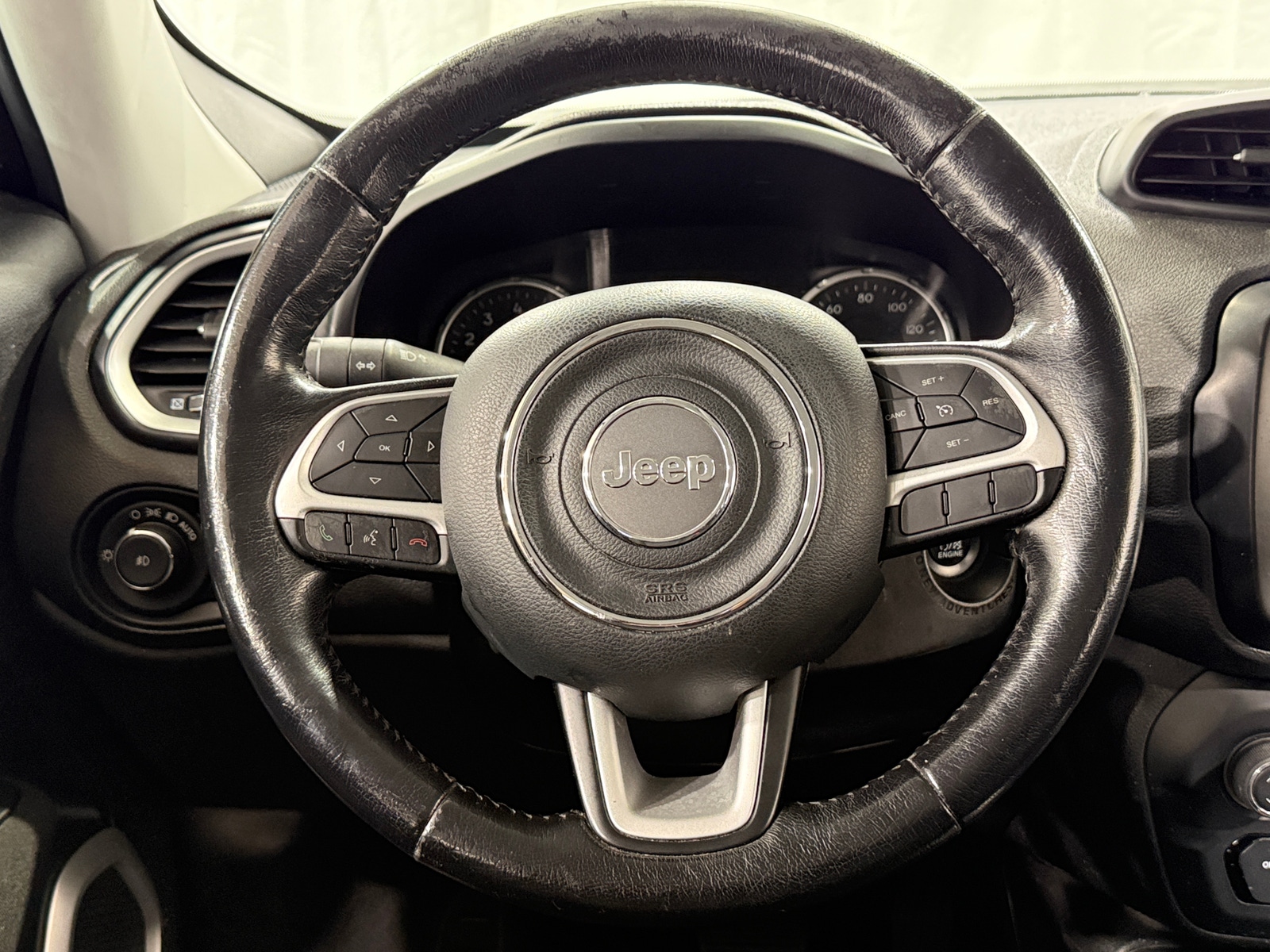 Thumbnail: 2021 Jeep Renegade - 5