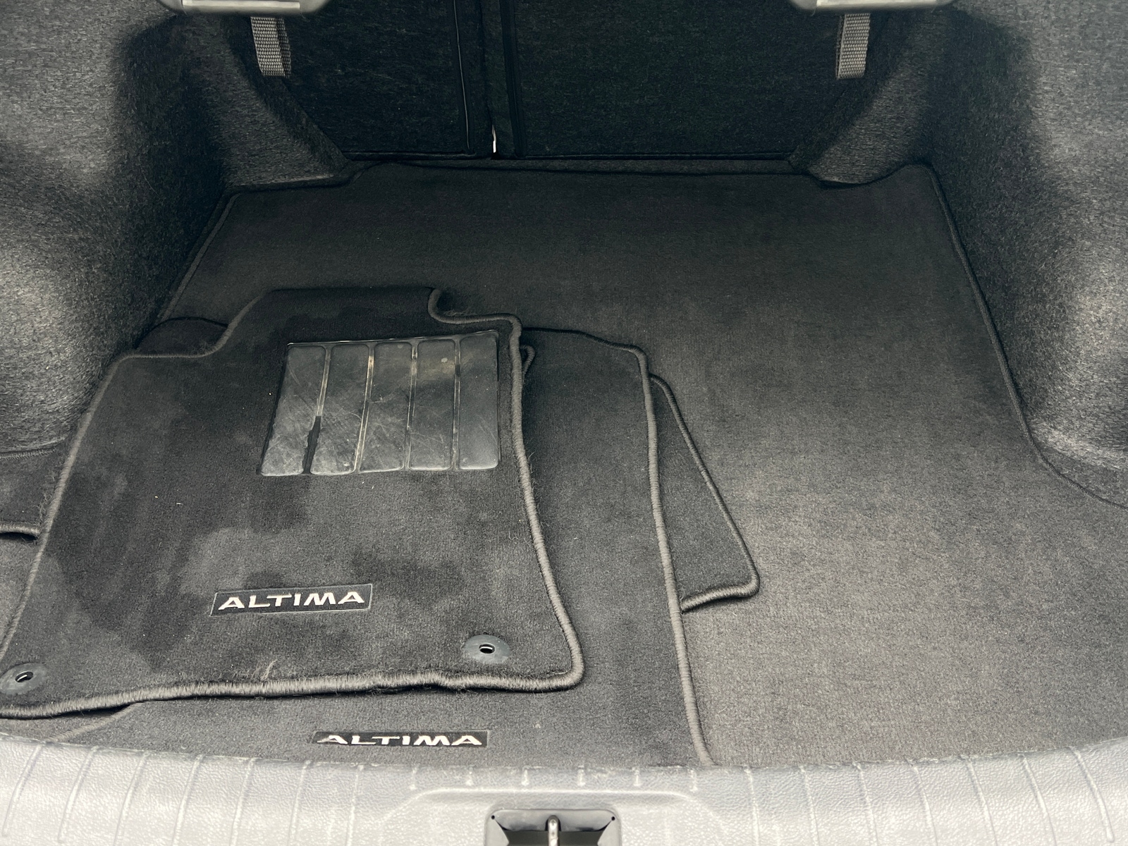 Thumbnail: 2024 Nissan Altima - 7