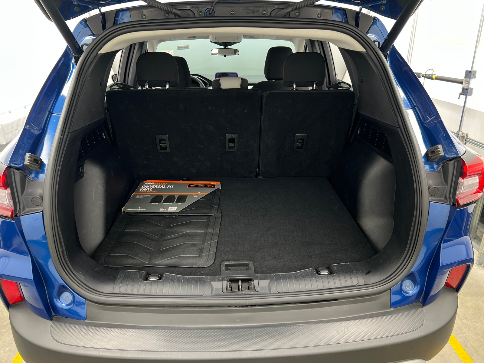 Thumbnail: 2023 Ford Escape - 7