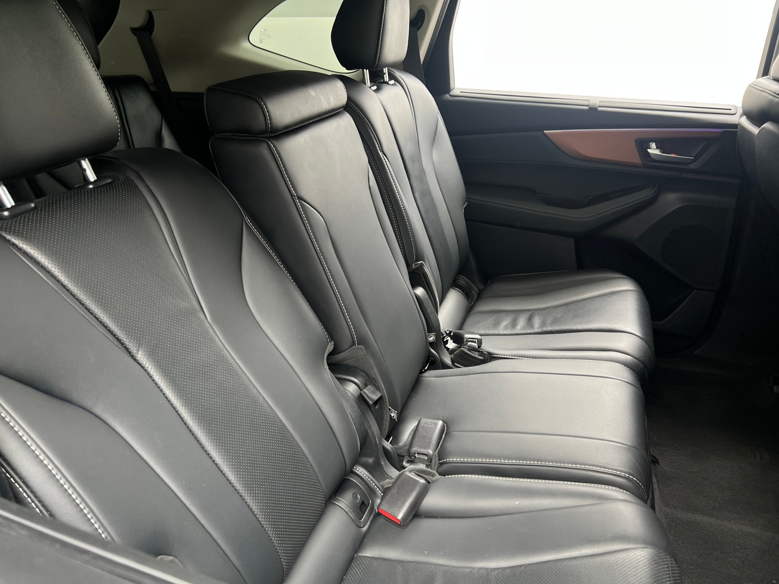 Thumbnail: 2022 Acura MDX - 5