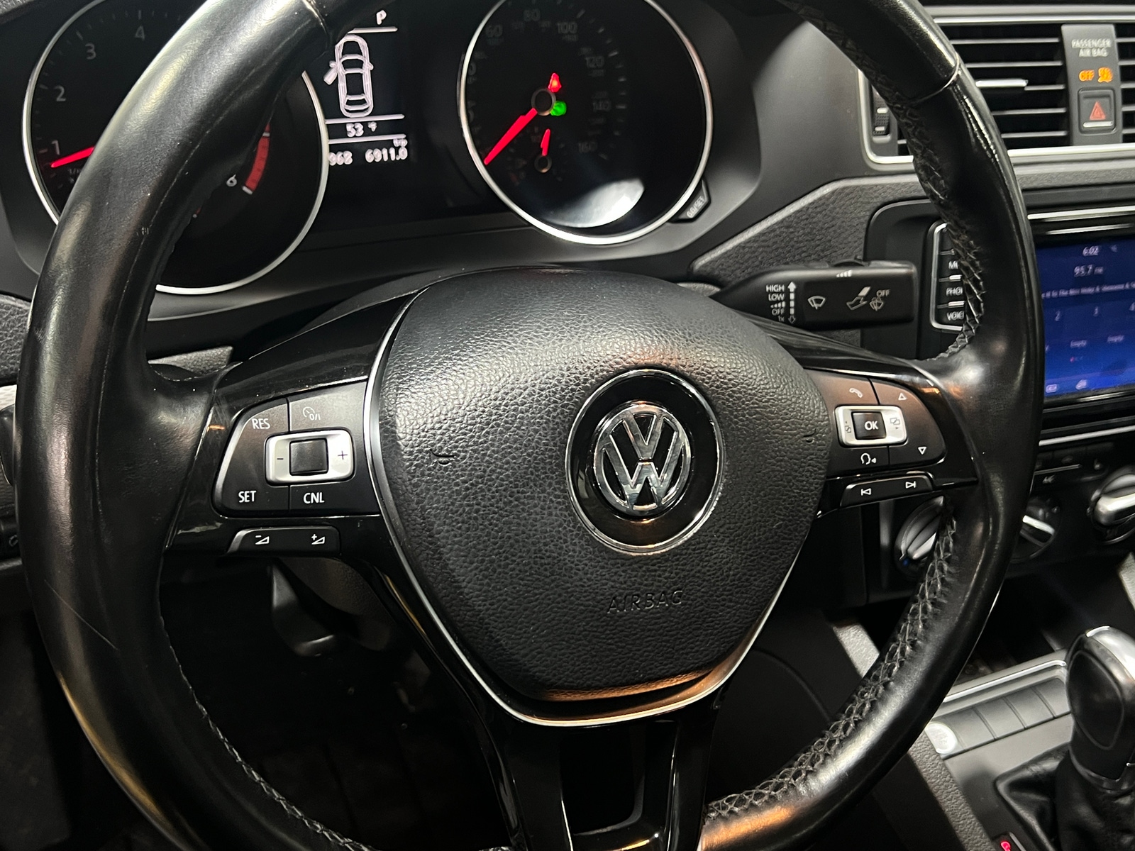 Thumbnail: 2018 Volkswagen Jetta - 4