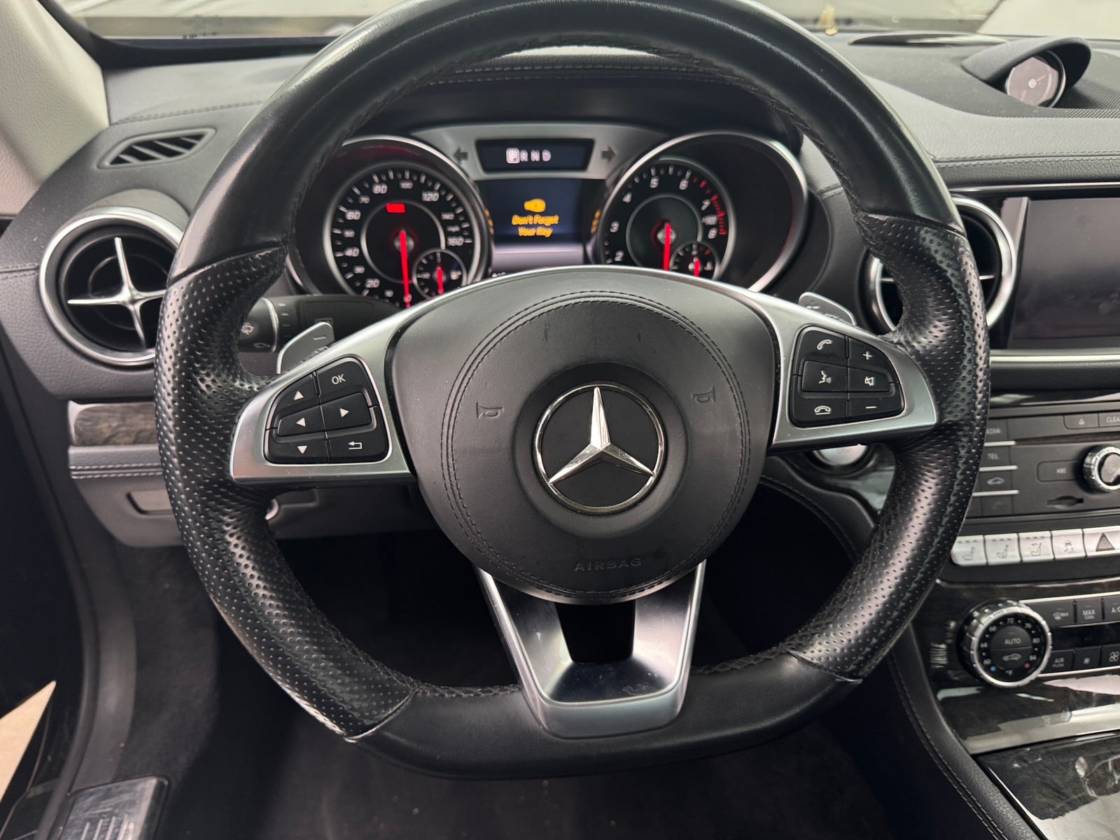 Thumbnail: 2017 Mercedes-Benz SL-Class - 4