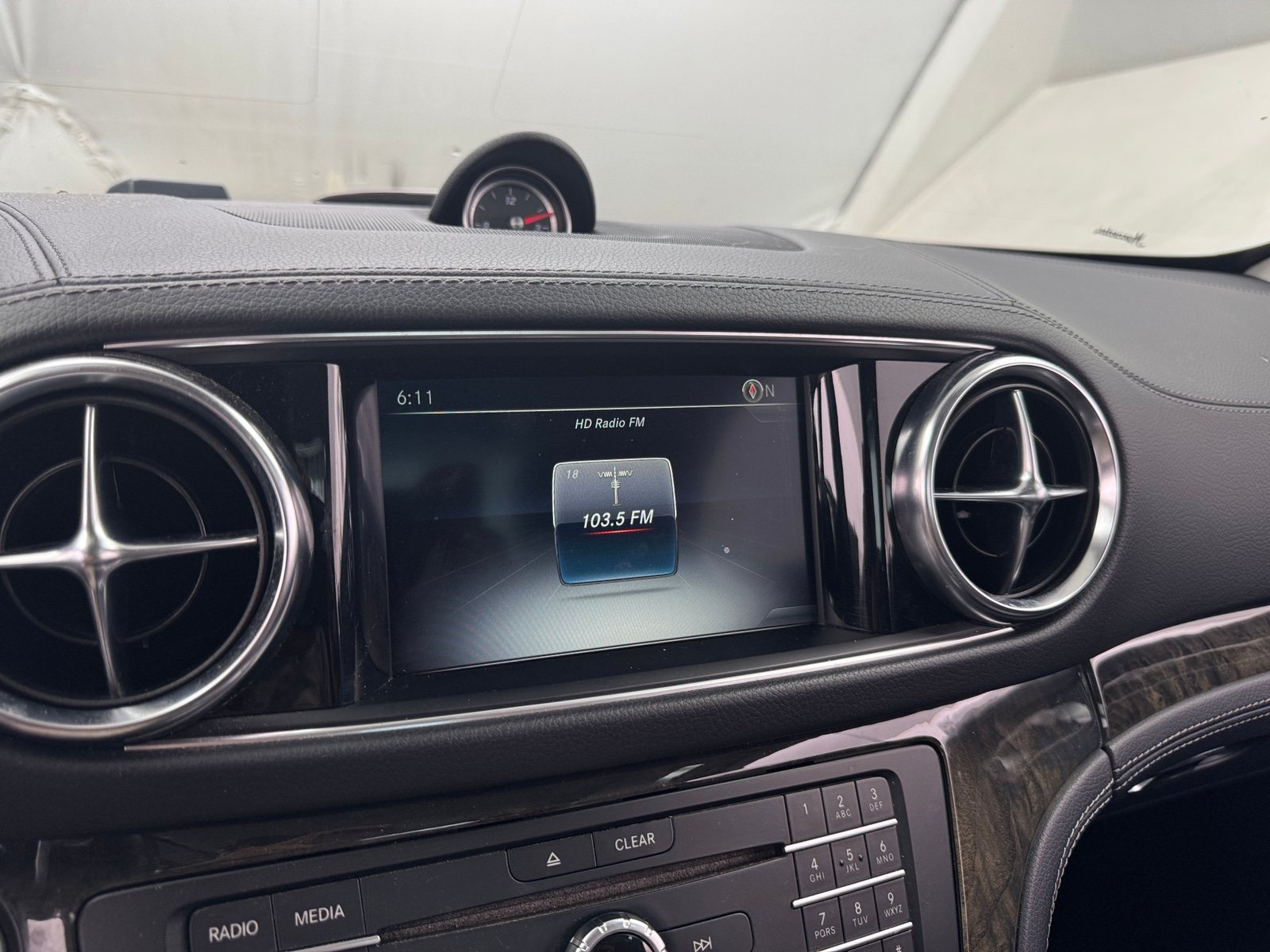 Thumbnail: 2017 Mercedes-Benz SL-Class - 3