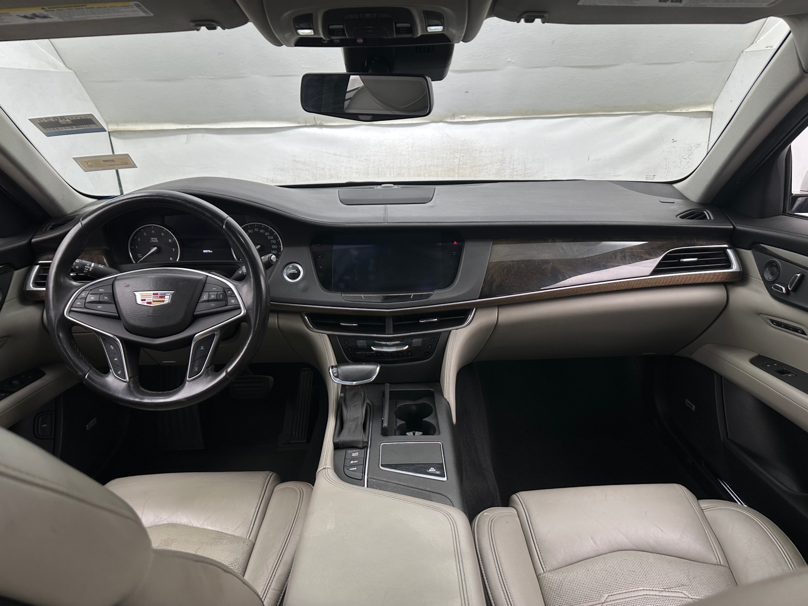 Thumbnail: 2017 Cadillac CT6 - 2