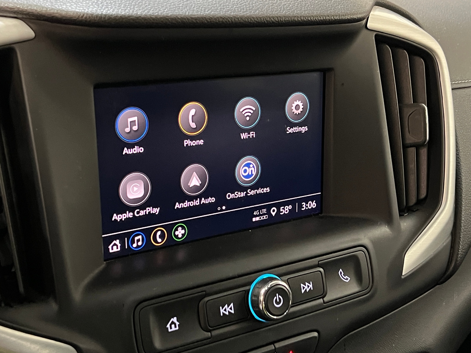 Thumbnail: 2024 GMC Terrain - 4