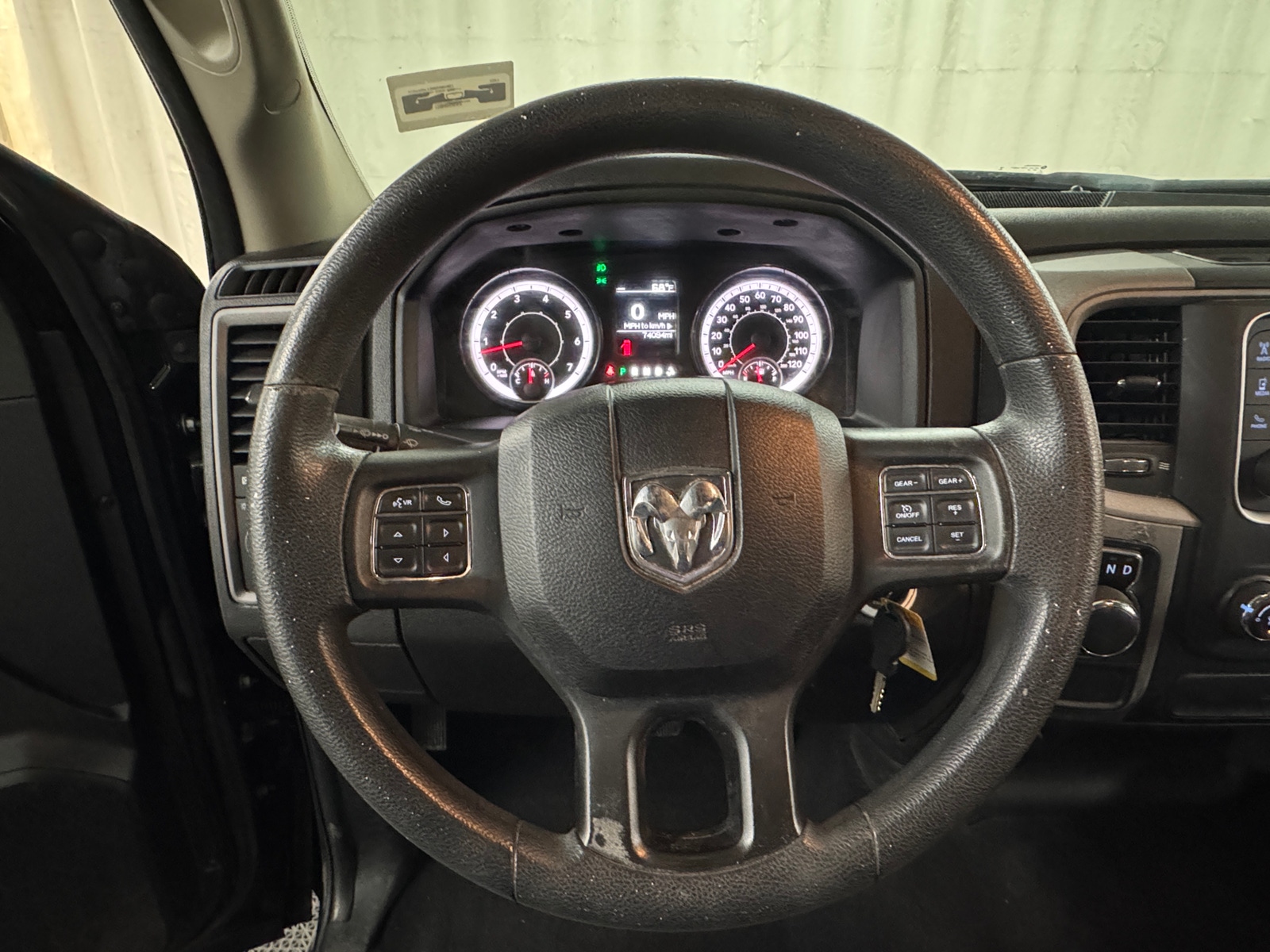 Thumbnail: 2021 RAM 1500 Classic - 4