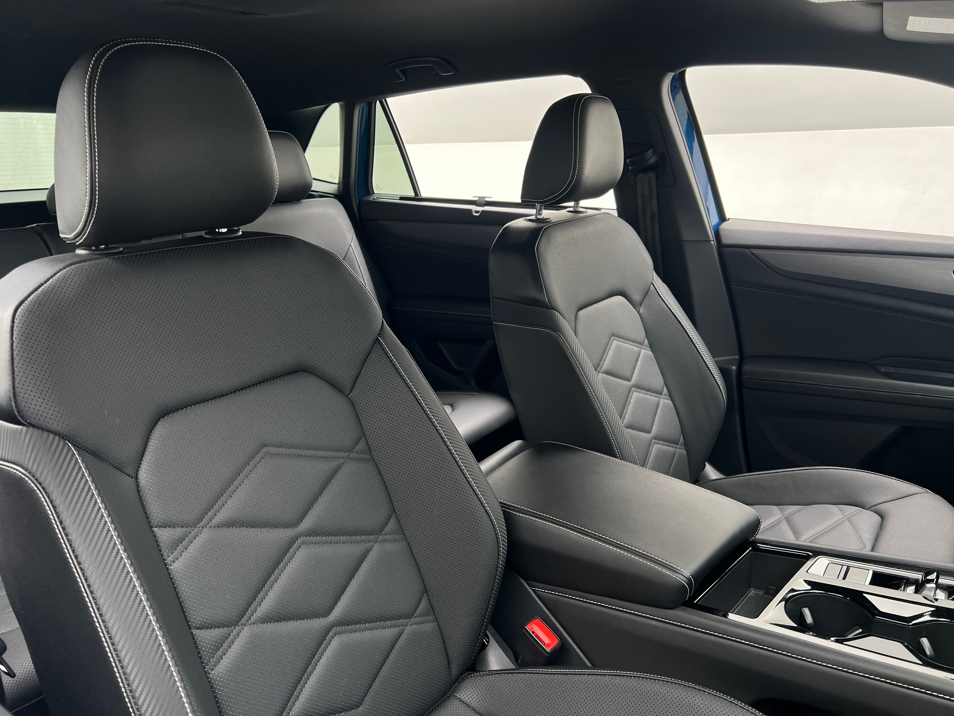 2025 Volkswagen Atlas Cross Sport