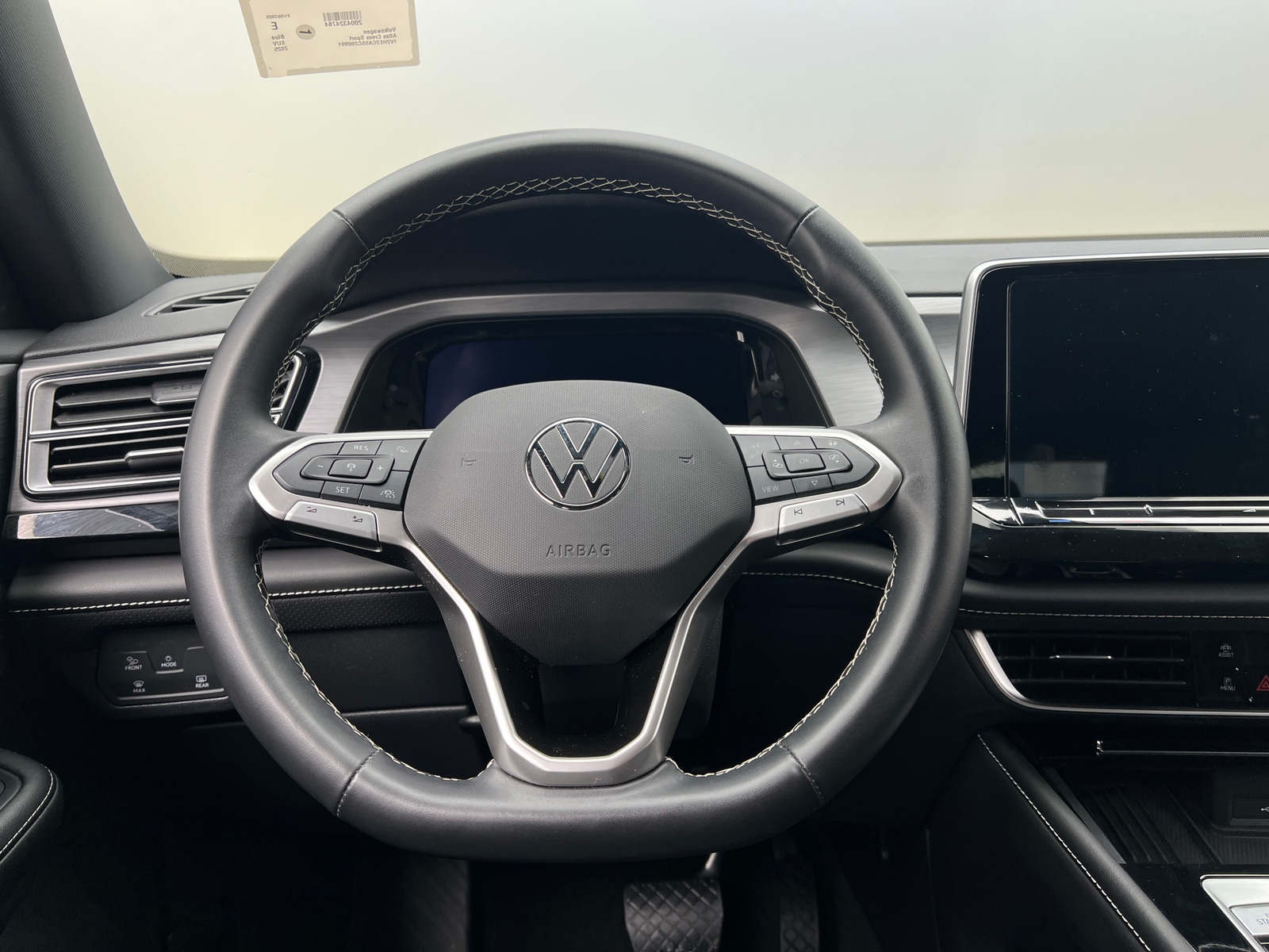 Thumbnail: 2025 Volkswagen Atlas - 4