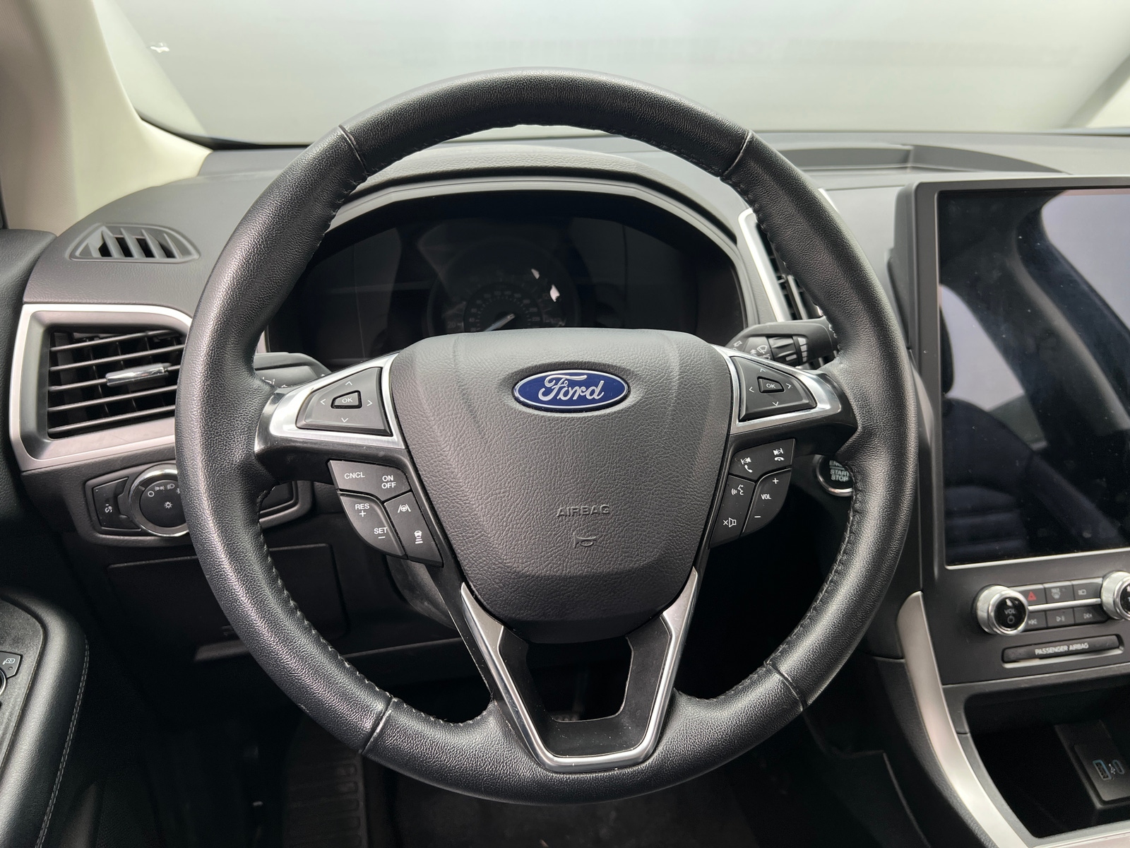 Thumbnail: 2024 Ford Edge - 4