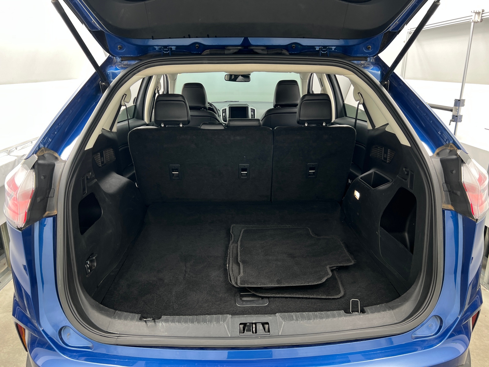 Thumbnail: 2024 Ford Edge - 6