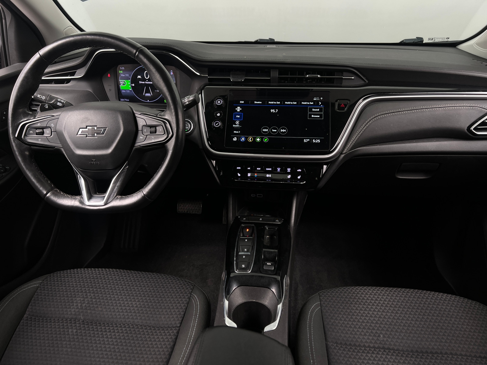 Thumbnail: 2023 Chevrolet Bolt EUV - 3