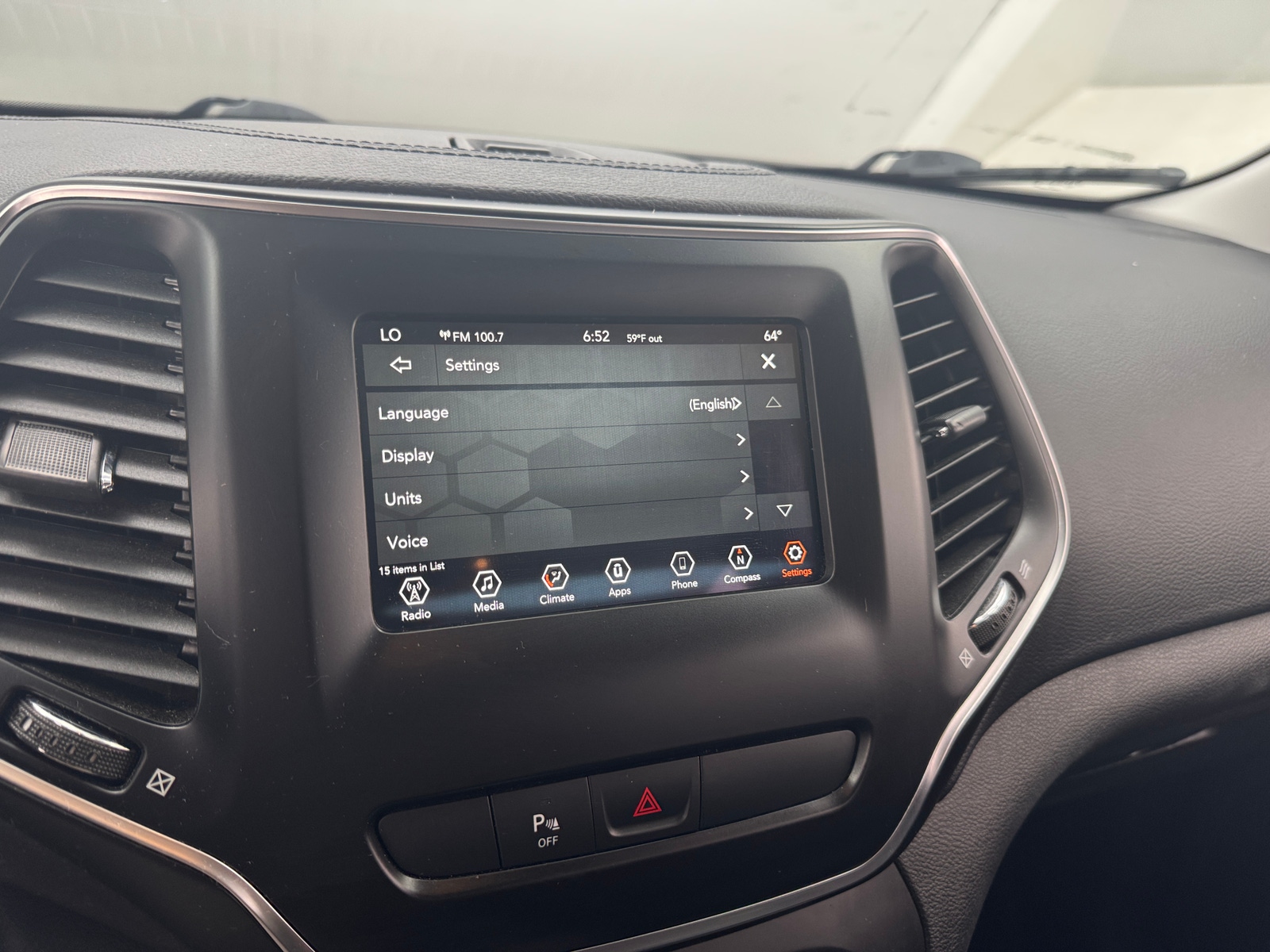 Thumbnail: 2019 Jeep Cherokee - 4