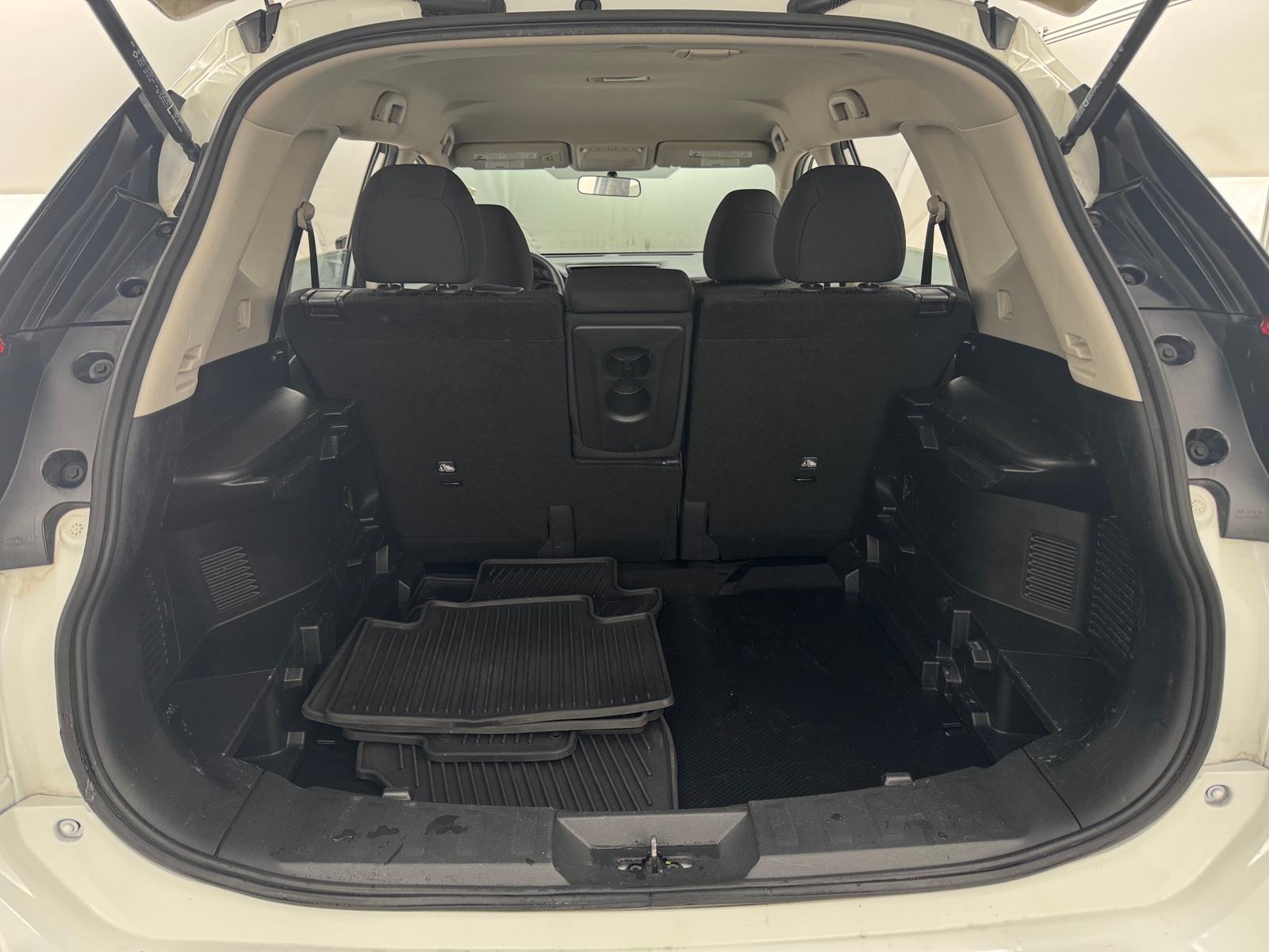 Thumbnail: 2018 Nissan Rogue - 7