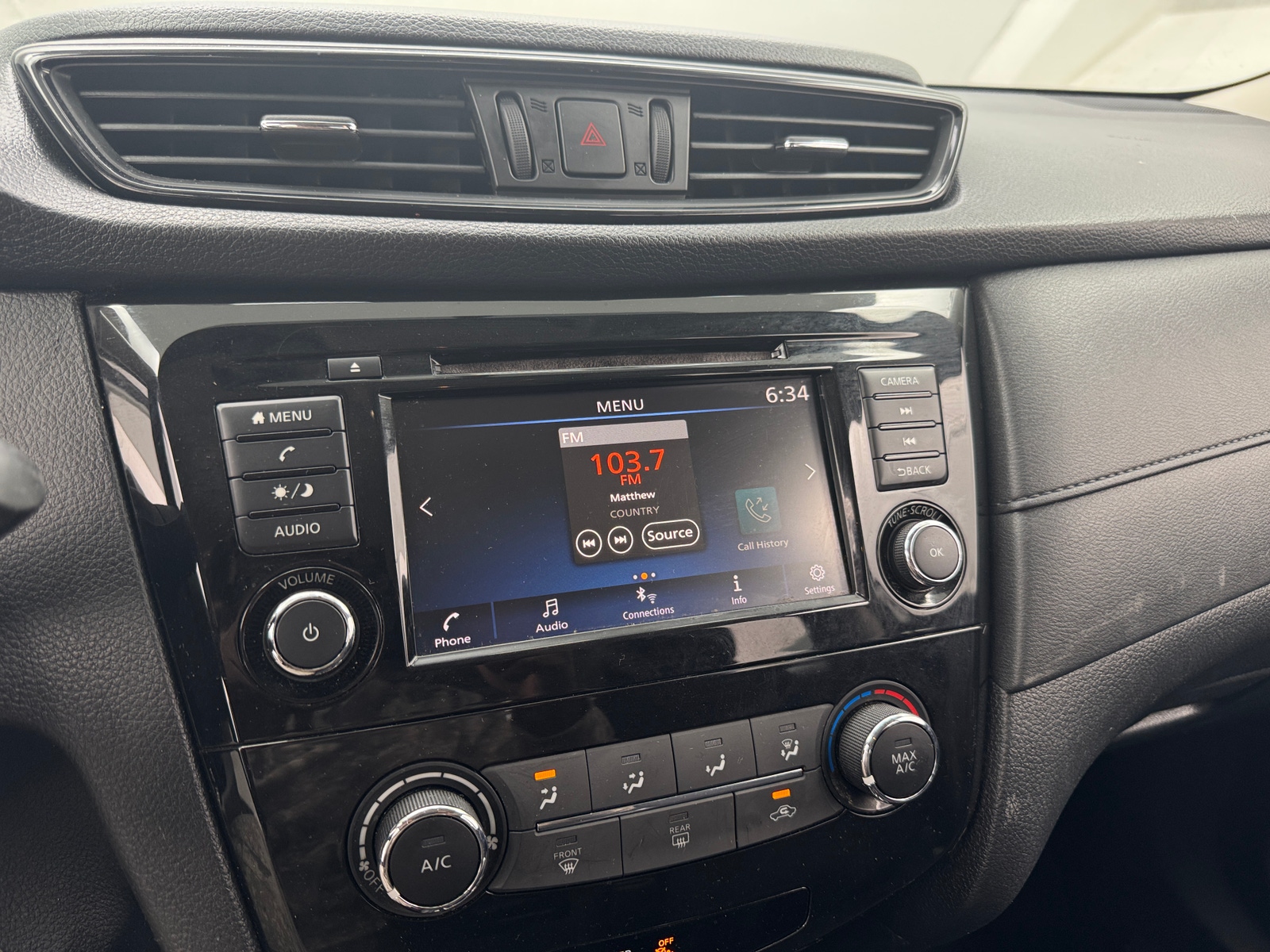 Thumbnail: 2018 Nissan Rogue - 4