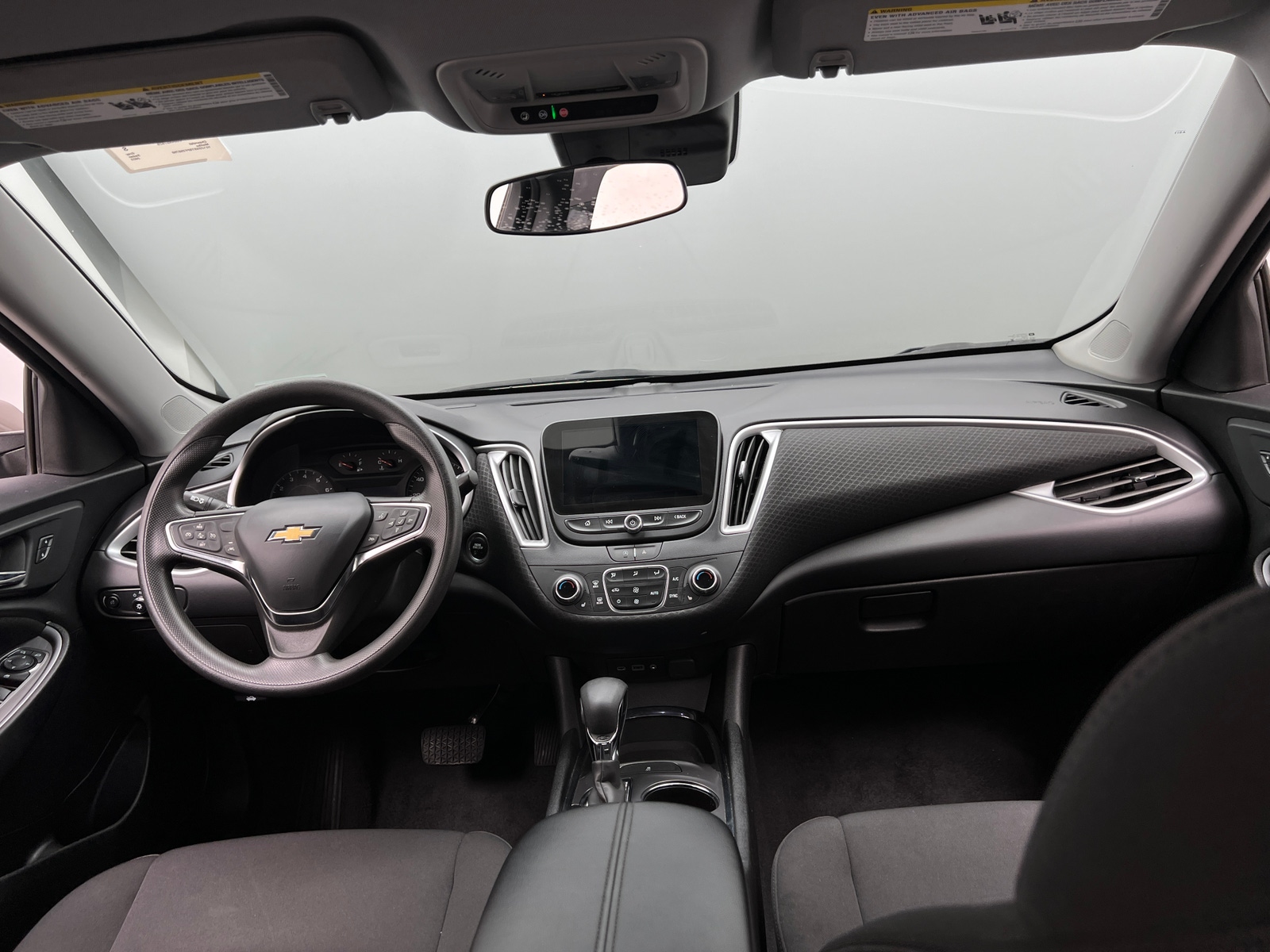 Thumbnail: 2023 Chevrolet Malibu - 3