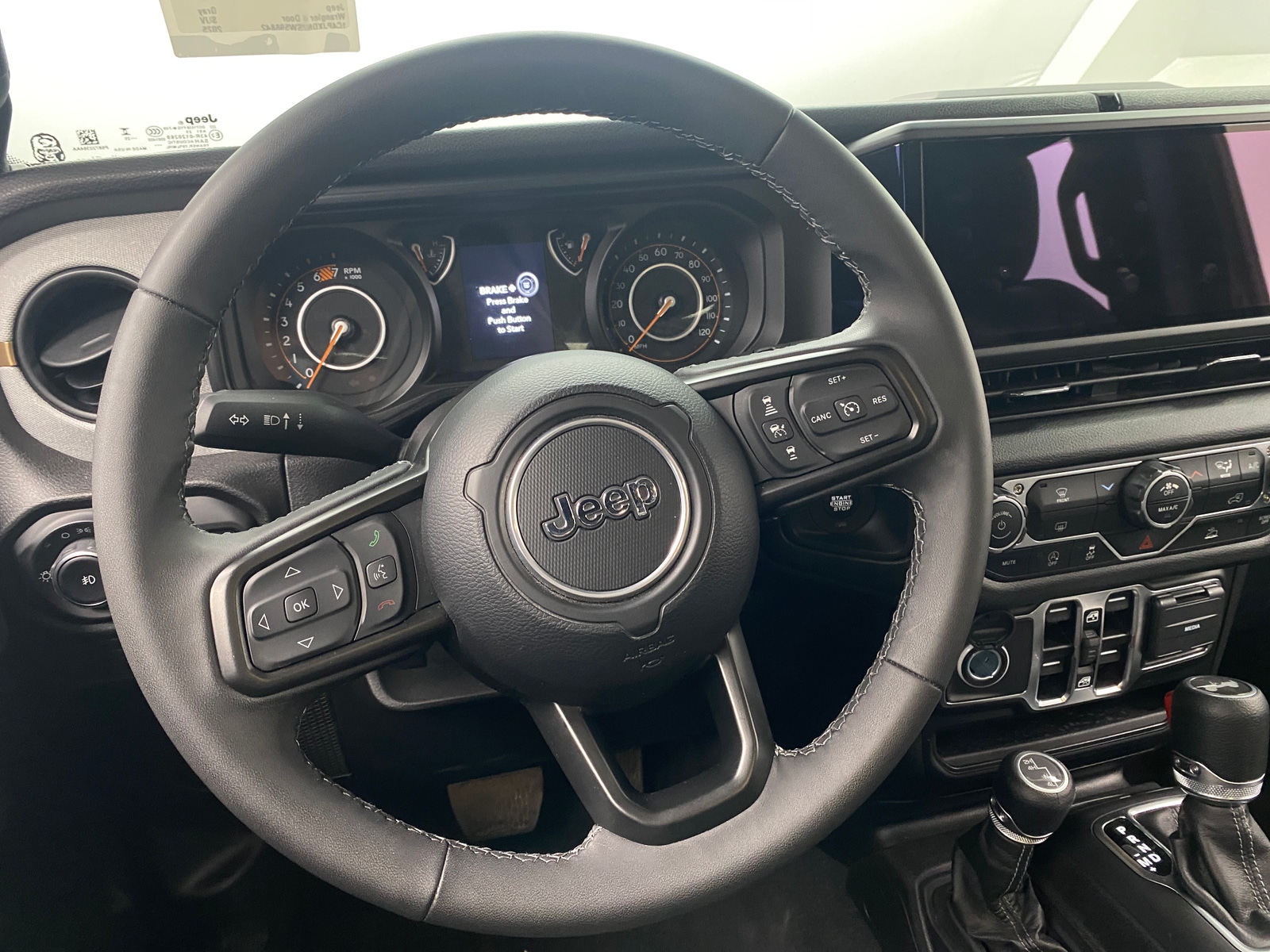 Thumbnail: 2025 Jeep Wrangler - 5