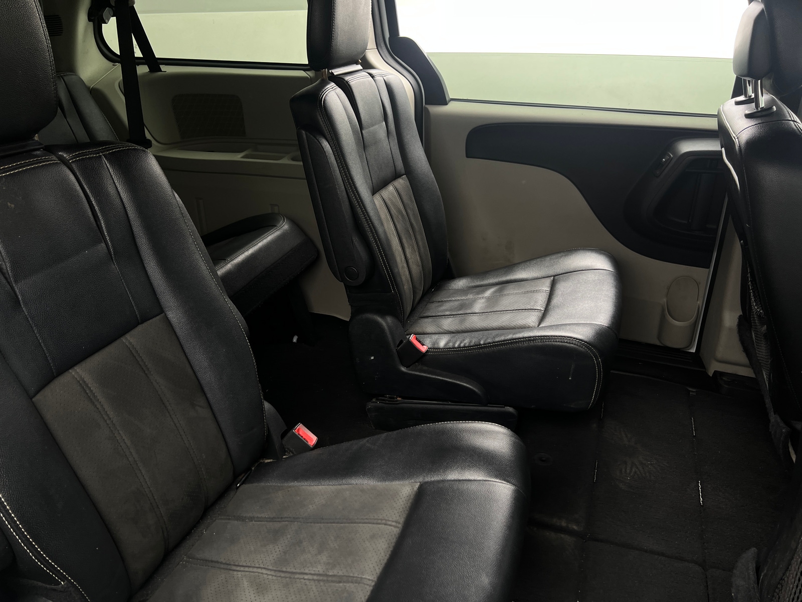 Thumbnail: 2019 Dodge Grand Caravan - 6