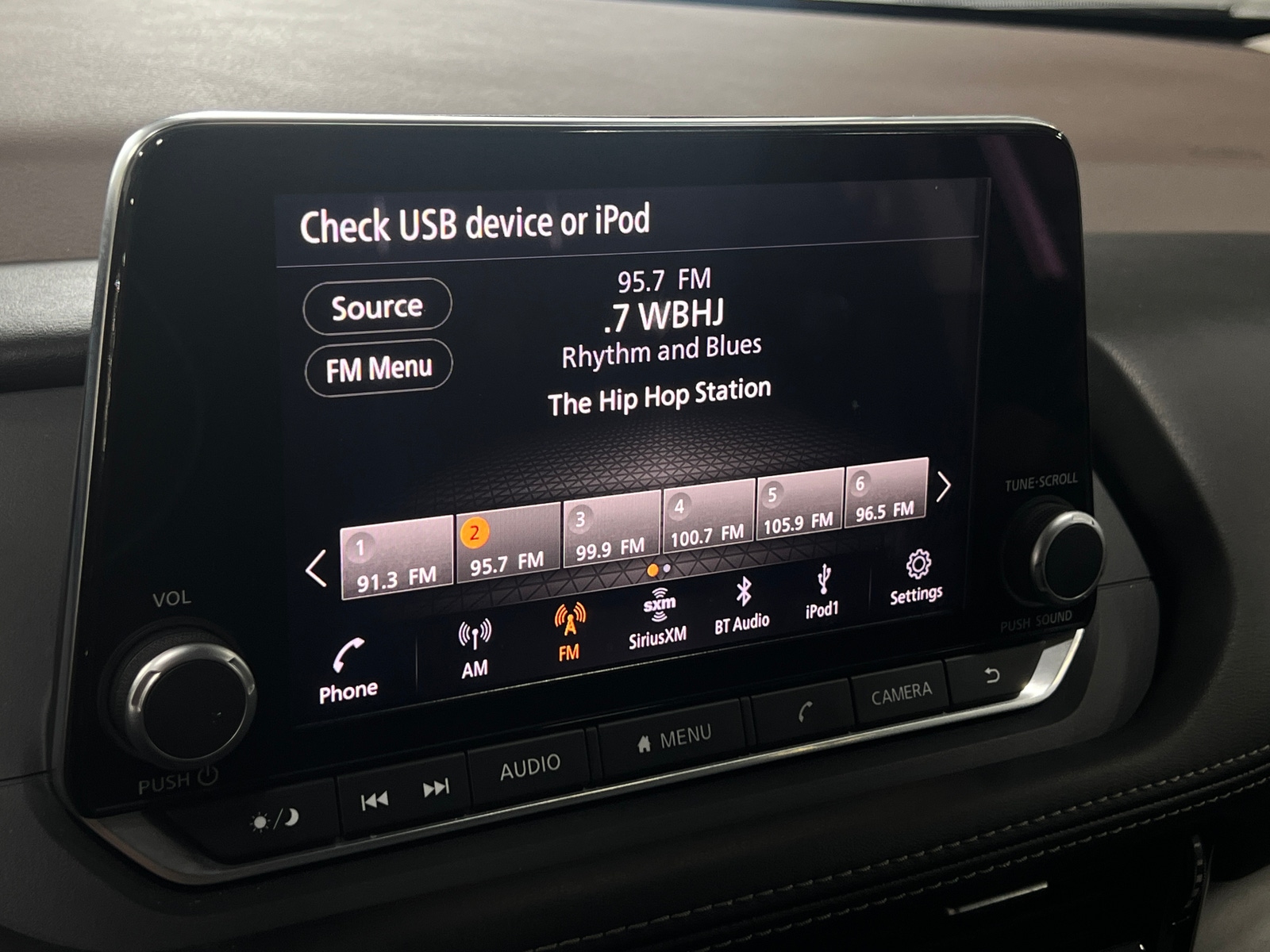 Thumbnail: 2022 Nissan Rogue - 4