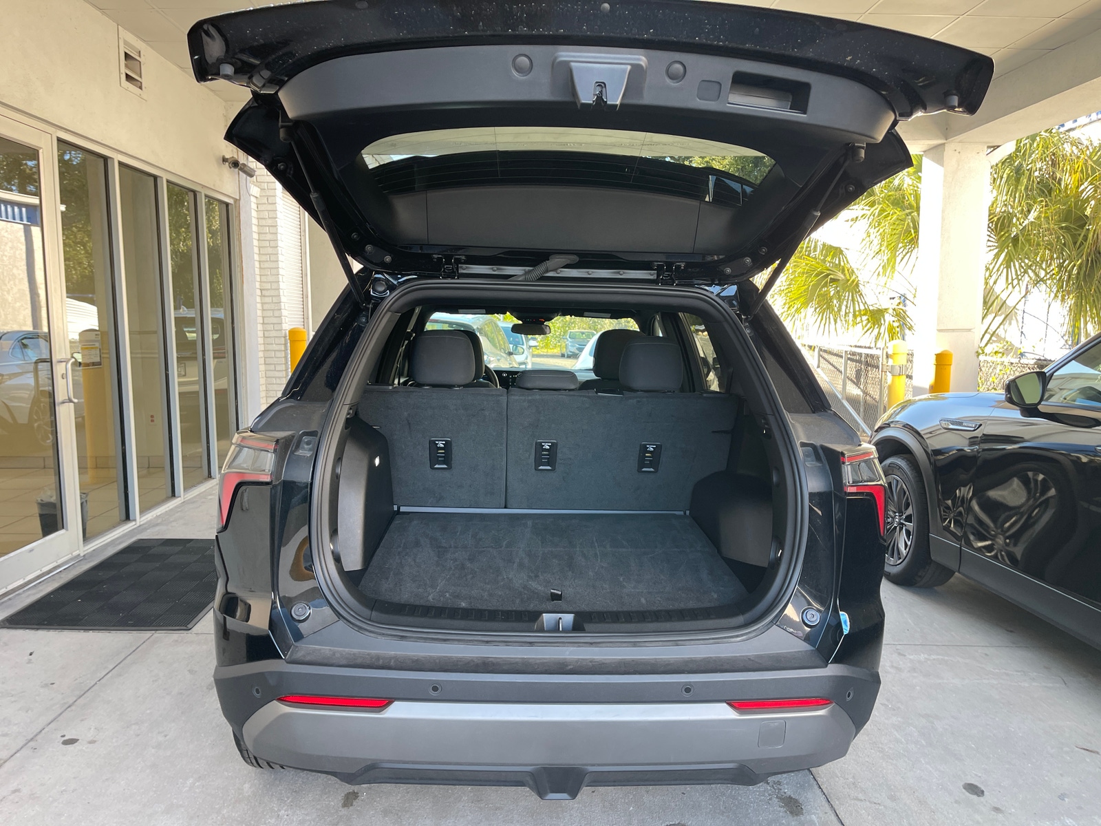 Thumbnail: 2025 Chevrolet Equinox - 6