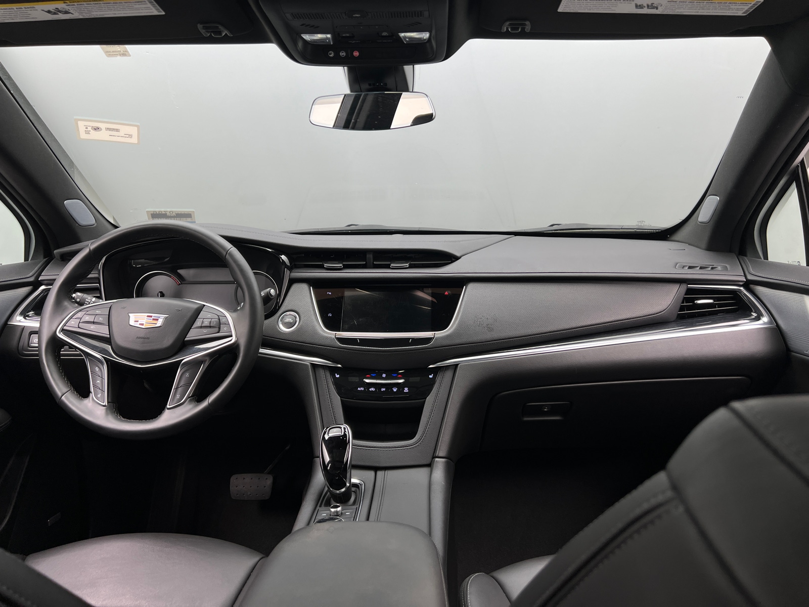 Thumbnail: 2025 Cadillac XT5 - 2