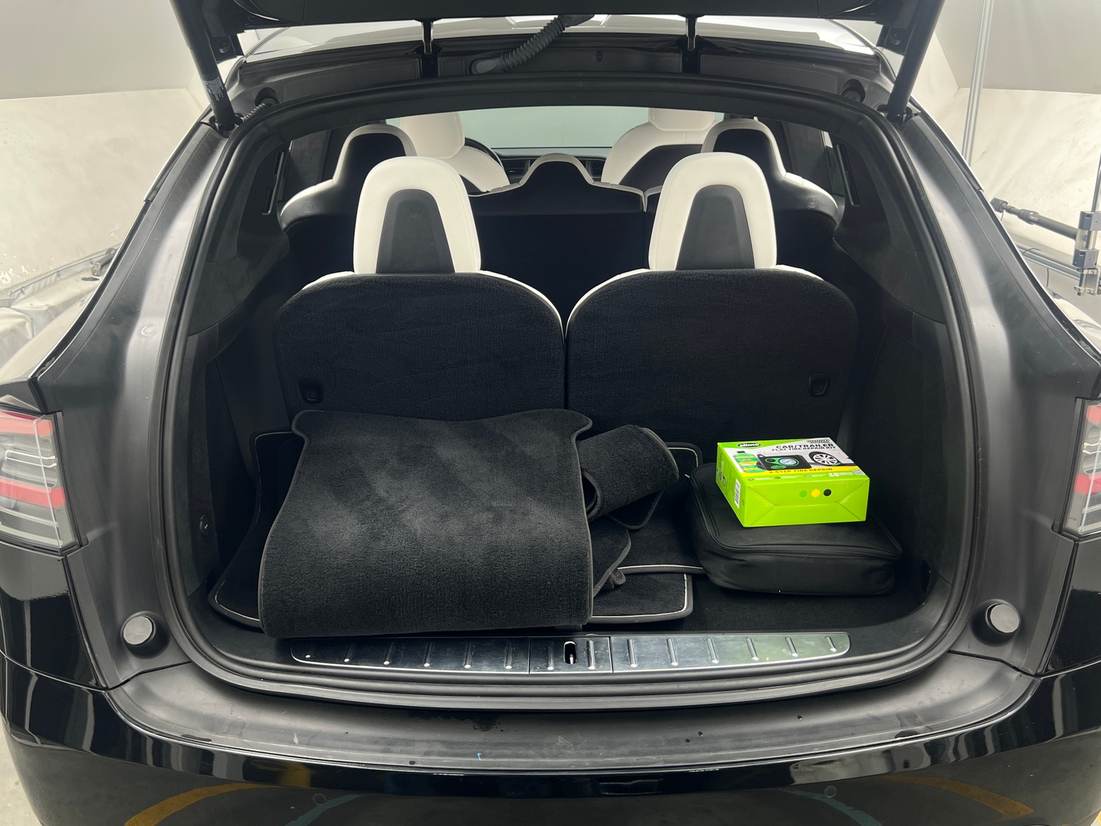 Thumbnail: 2020 Tesla Model X - 6