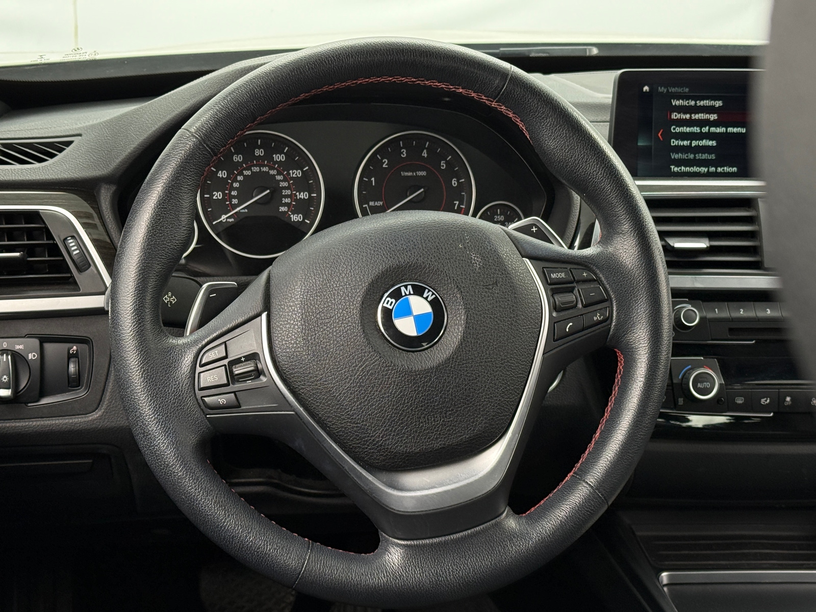 Thumbnail: 2018 BMW 3 Series - 4