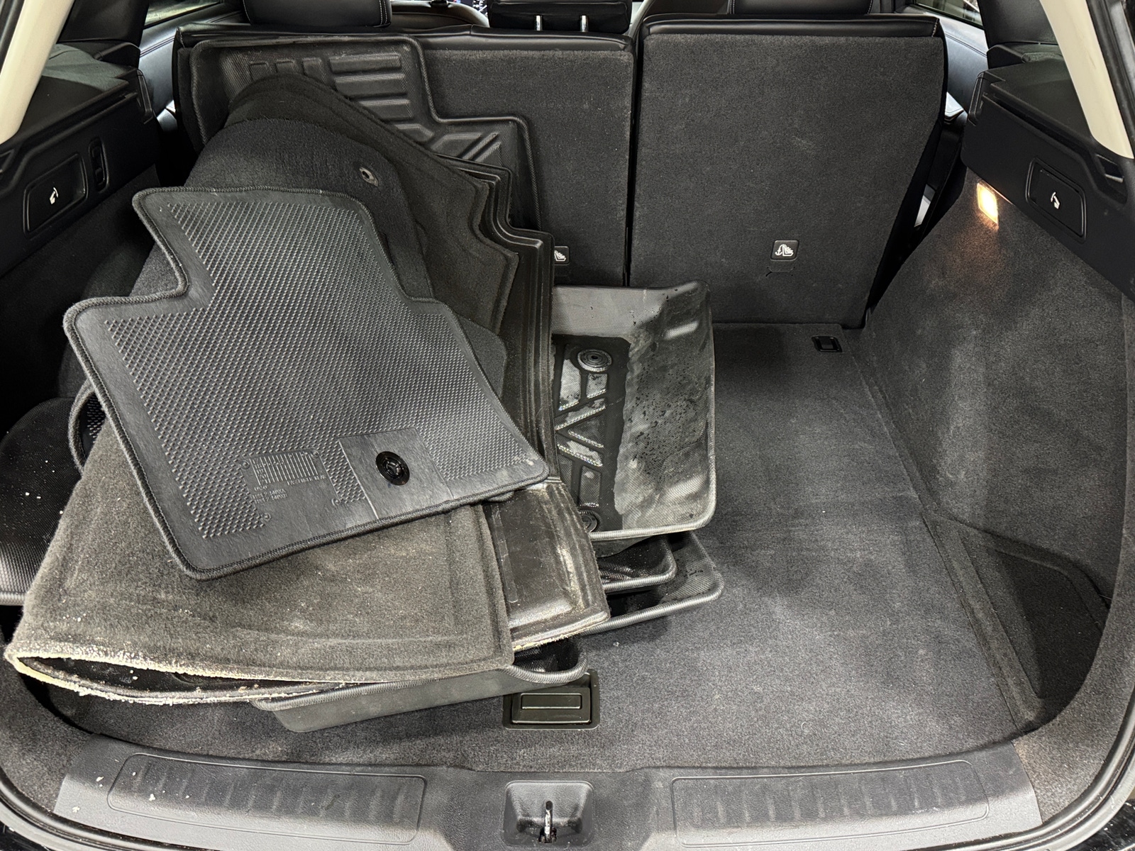 Thumbnail: 2019 INFINITI QX50 - 6