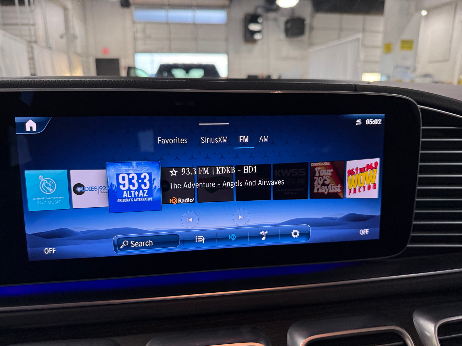 Thumbnail: 2024 Mercedes-Benz GLS - 3