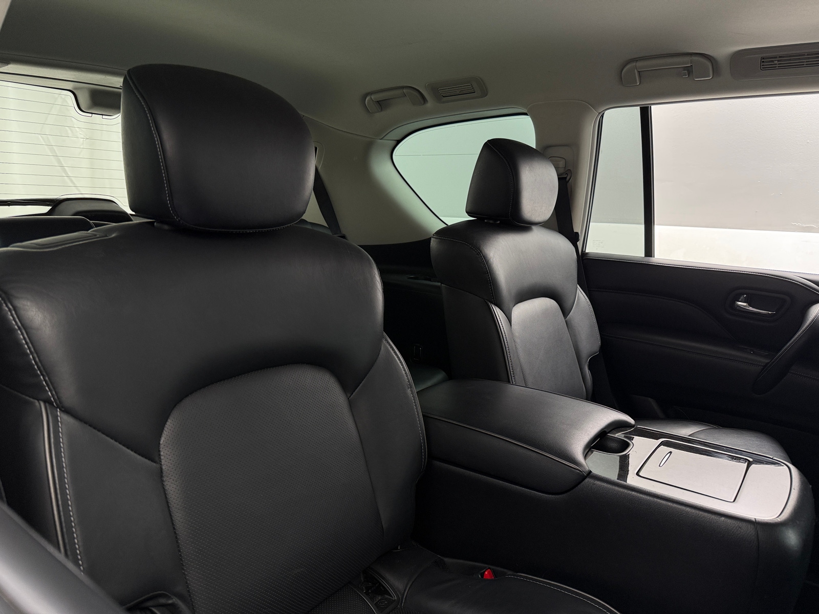 Thumbnail: 2023 INFINITI QX80 - 5