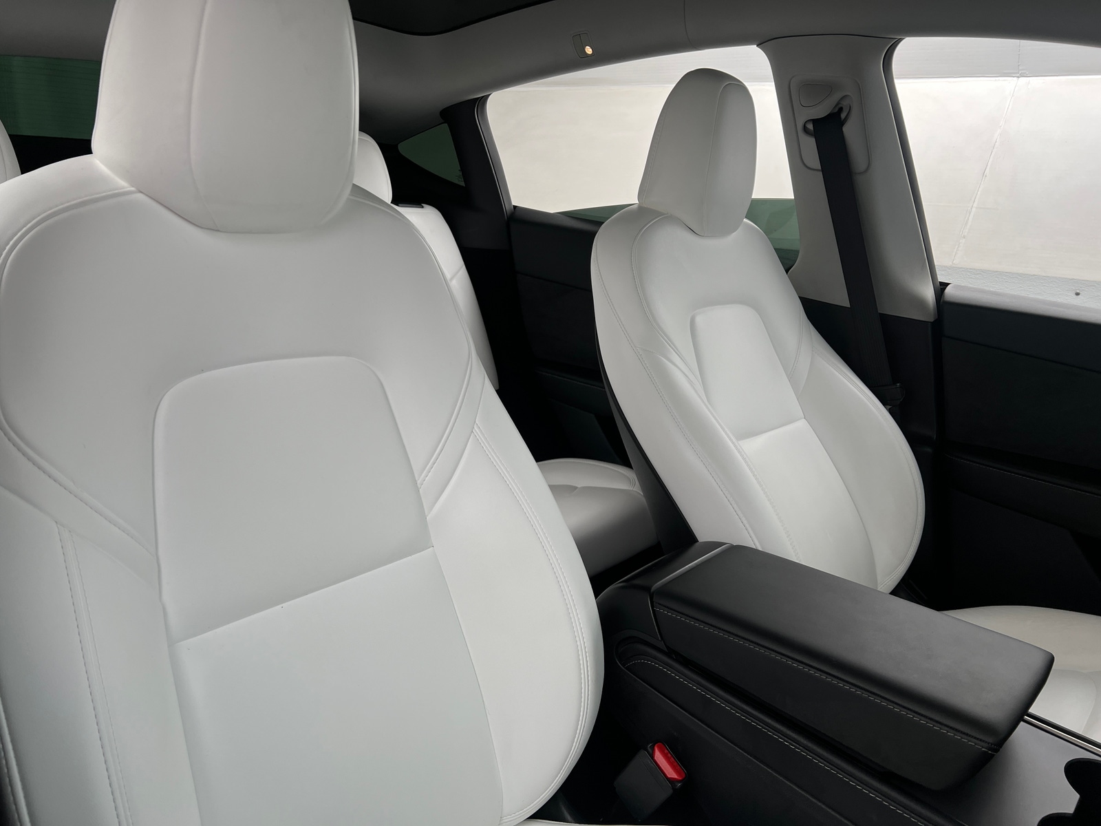 Thumbnail: 2025 Tesla Model Y - 2