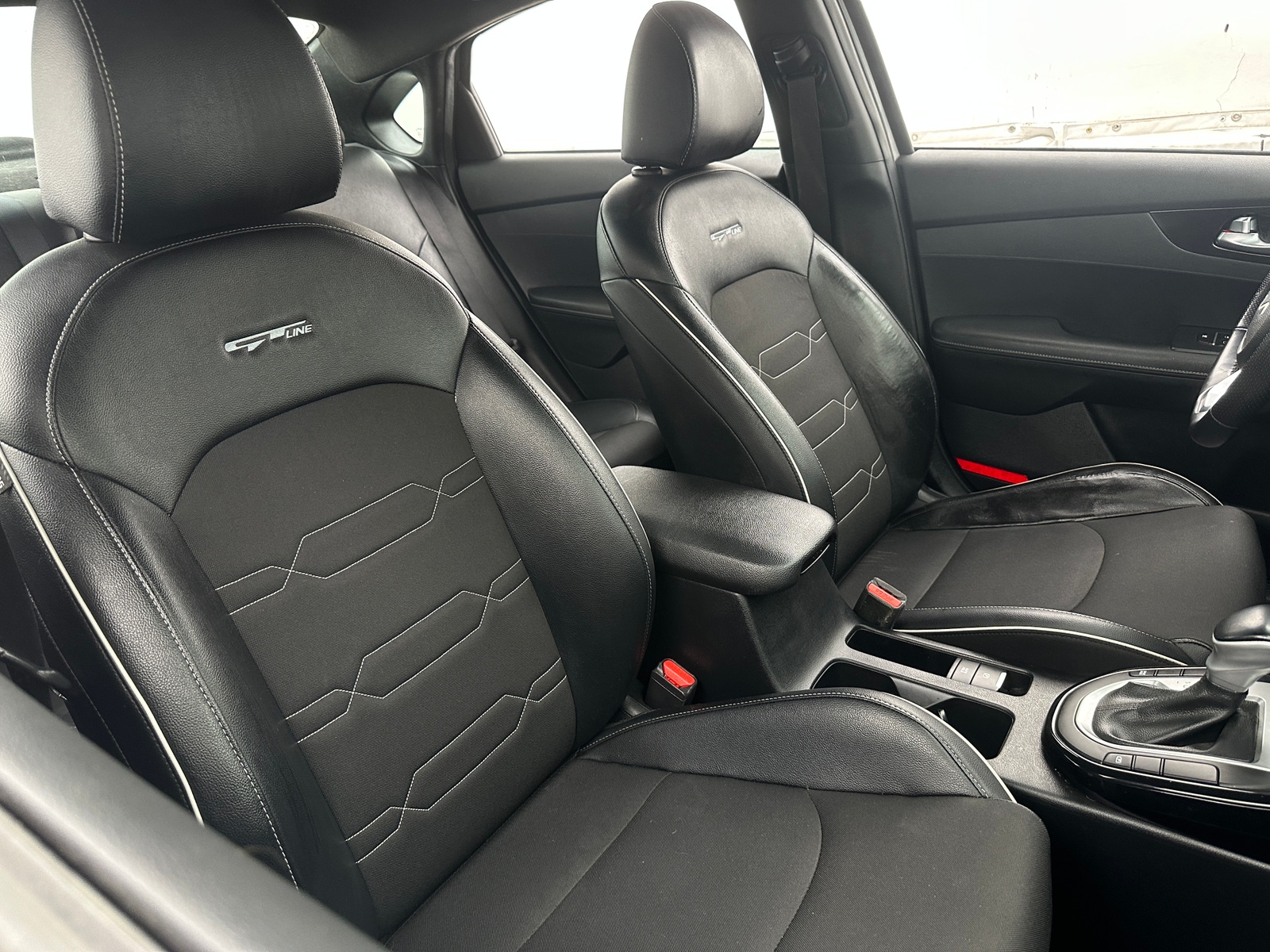 Thumbnail: 2022 Kia Forte - 2