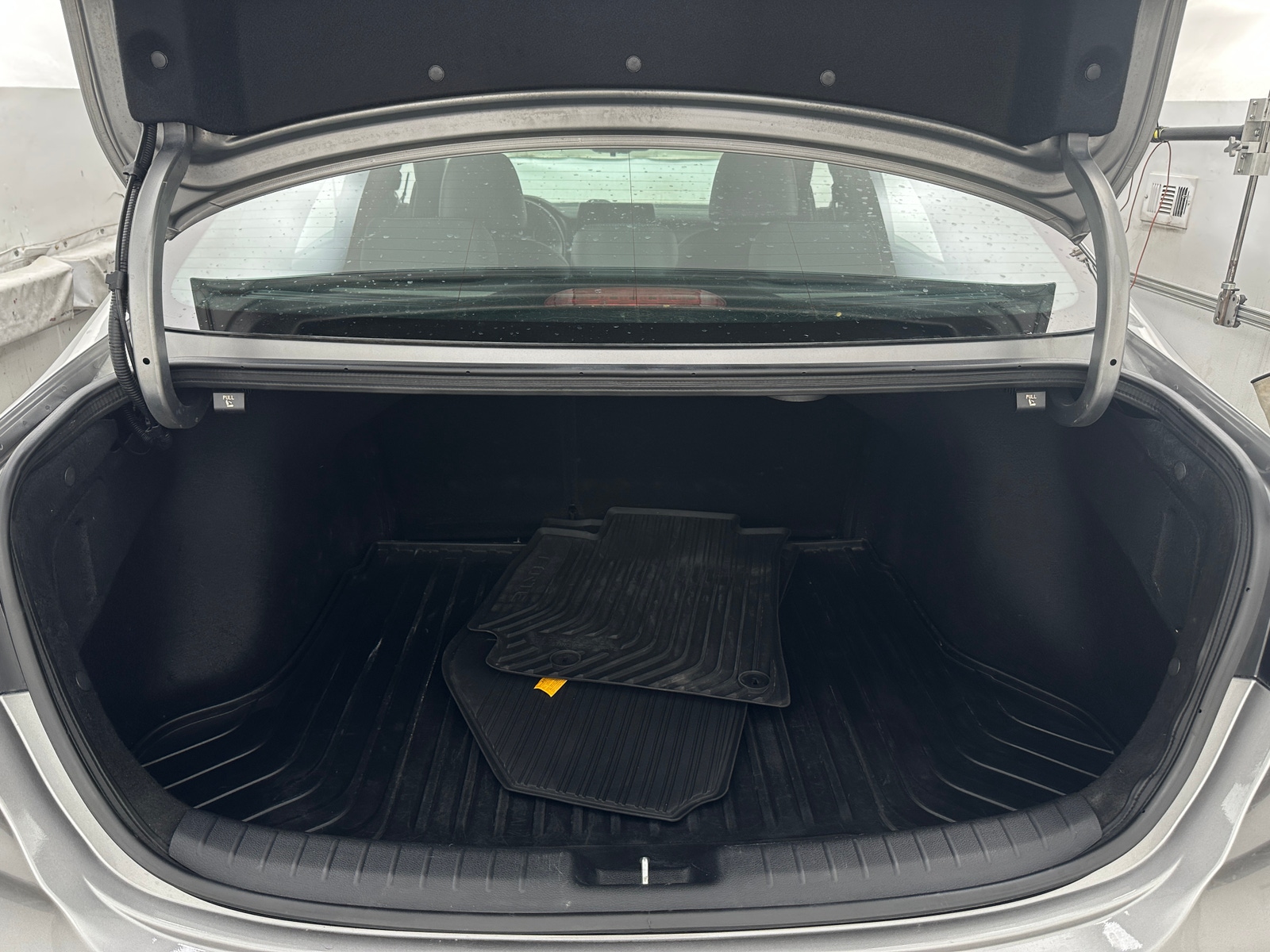 Thumbnail: 2022 Kia Forte - 7