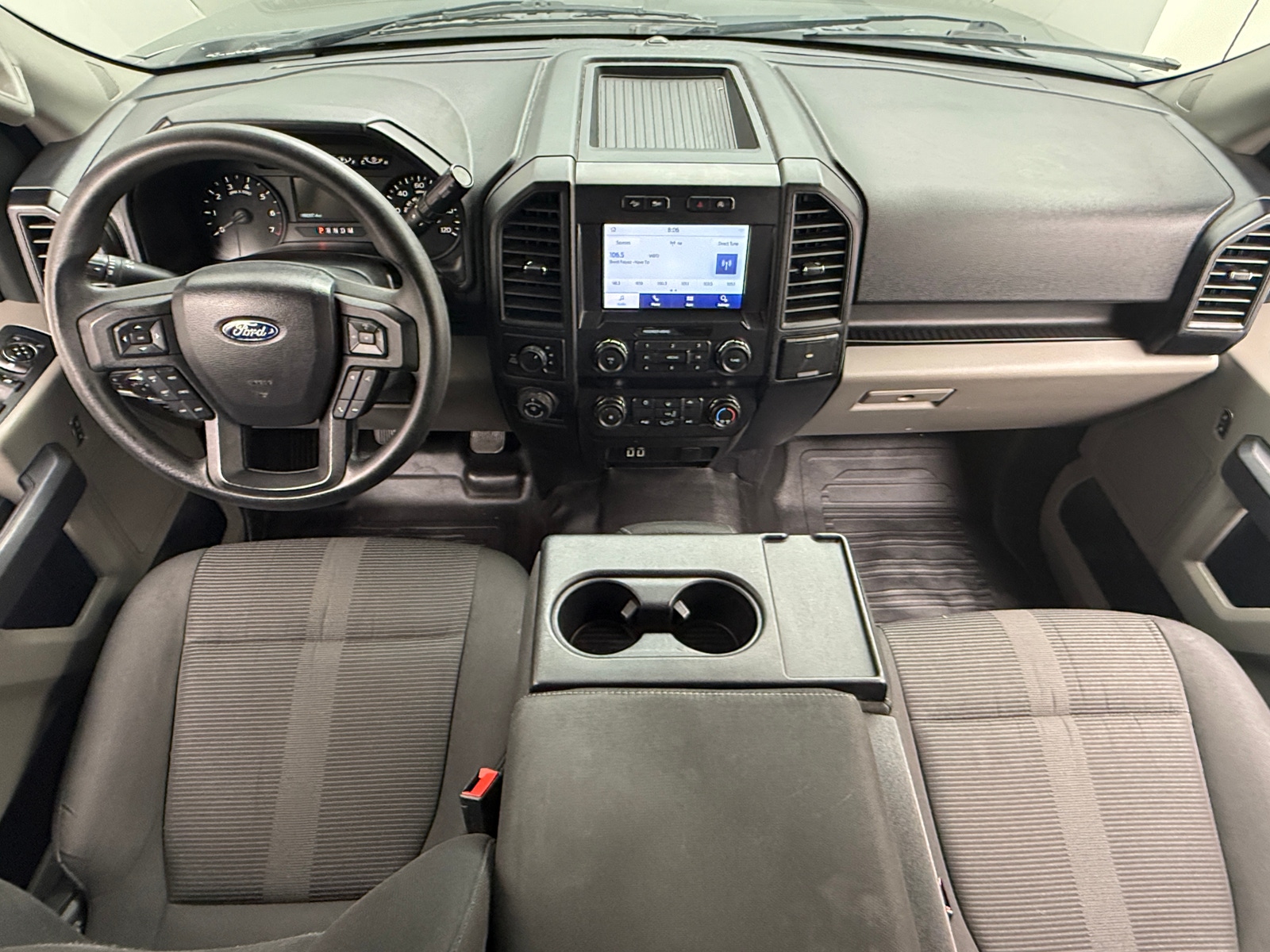 Thumbnail: 2019 Ford Econoline - 3