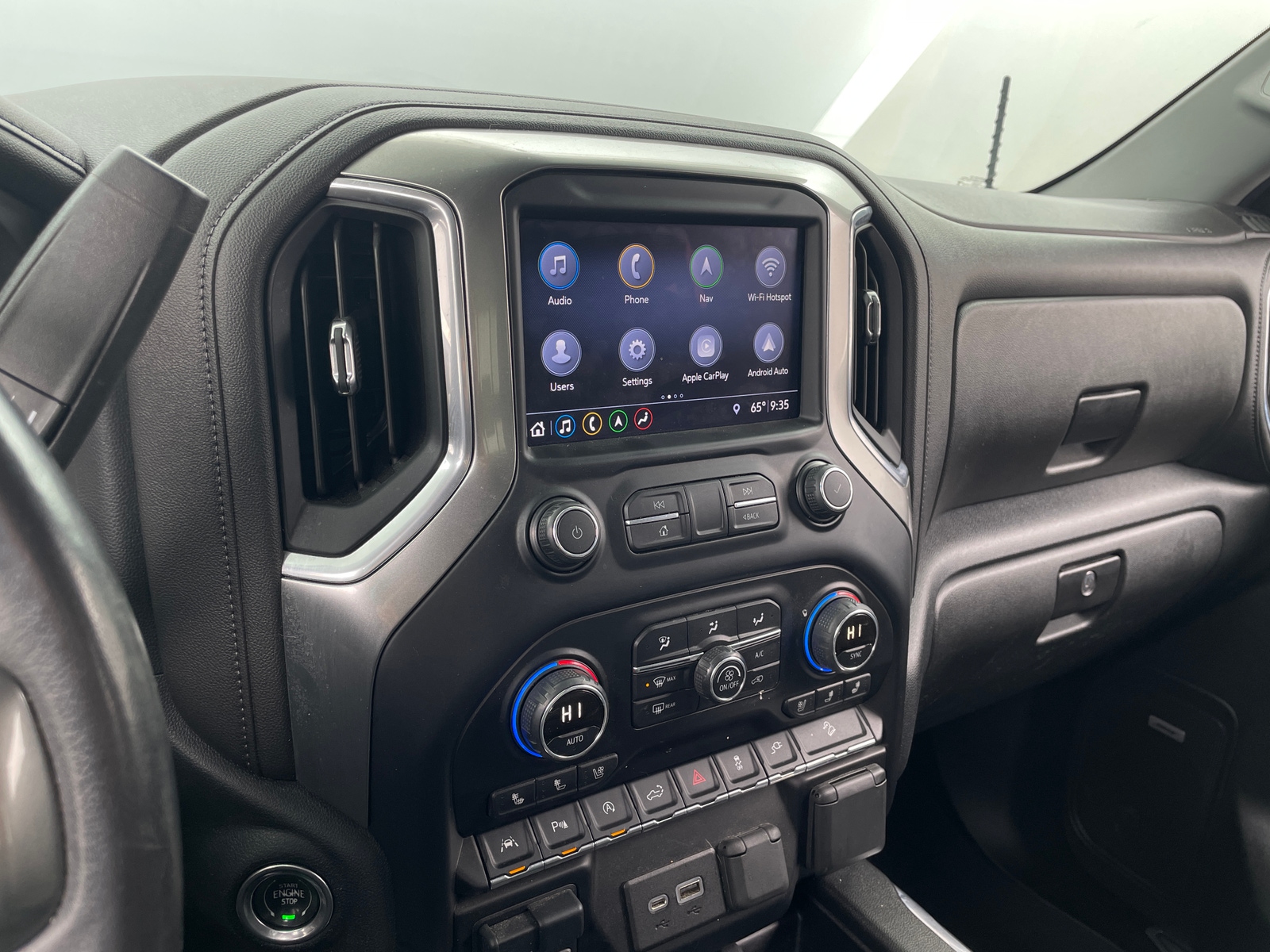 Thumbnail: 2019 Chevrolet Silverado 1500 - 3