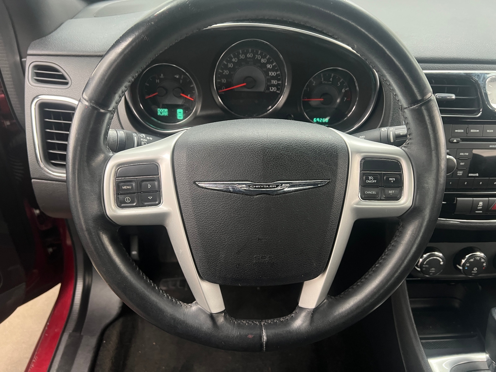 Thumbnail: 2014 Chrysler 200 - 5