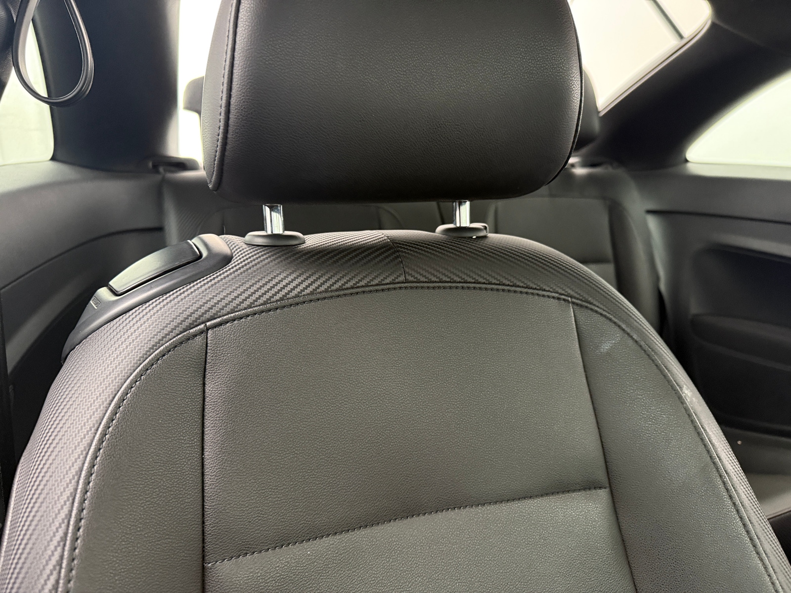 Thumbnail: 2017 Volkswagen Beetle - 2